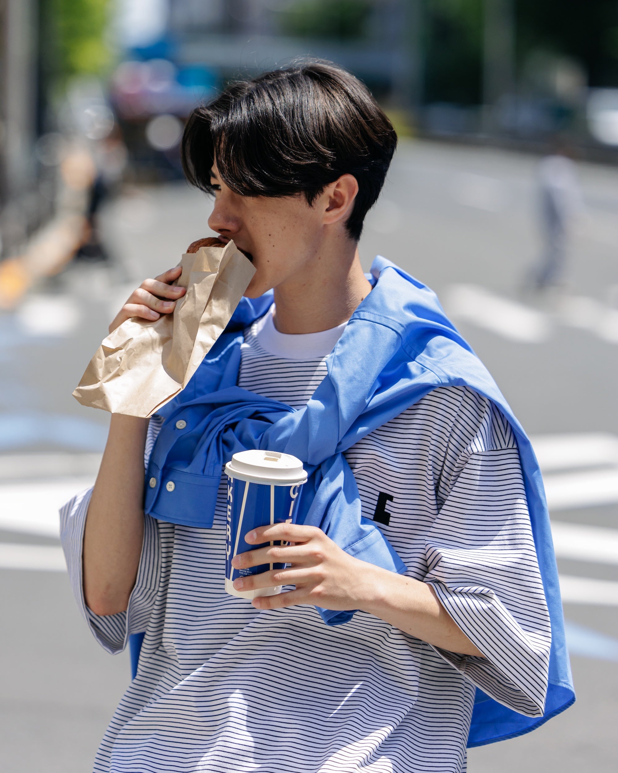 【7.30 WED 20:00- IN STOCK】"C"STRIPED MASSIVE T-SHIRT WITH DRAWSTRINGS (WHITE×BLACK)