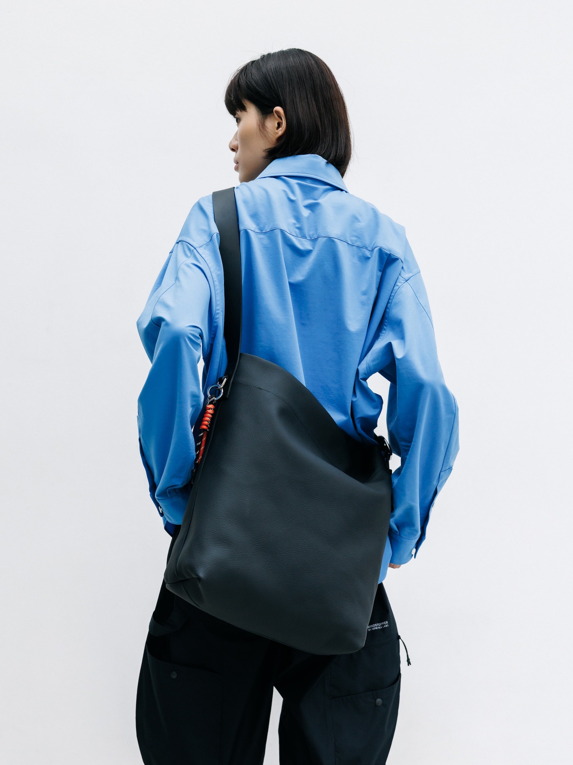 【8.8 SAT 20:00- IN STOCK】GRAIN LEATHER EDITOR’S BAG (BLACK)
