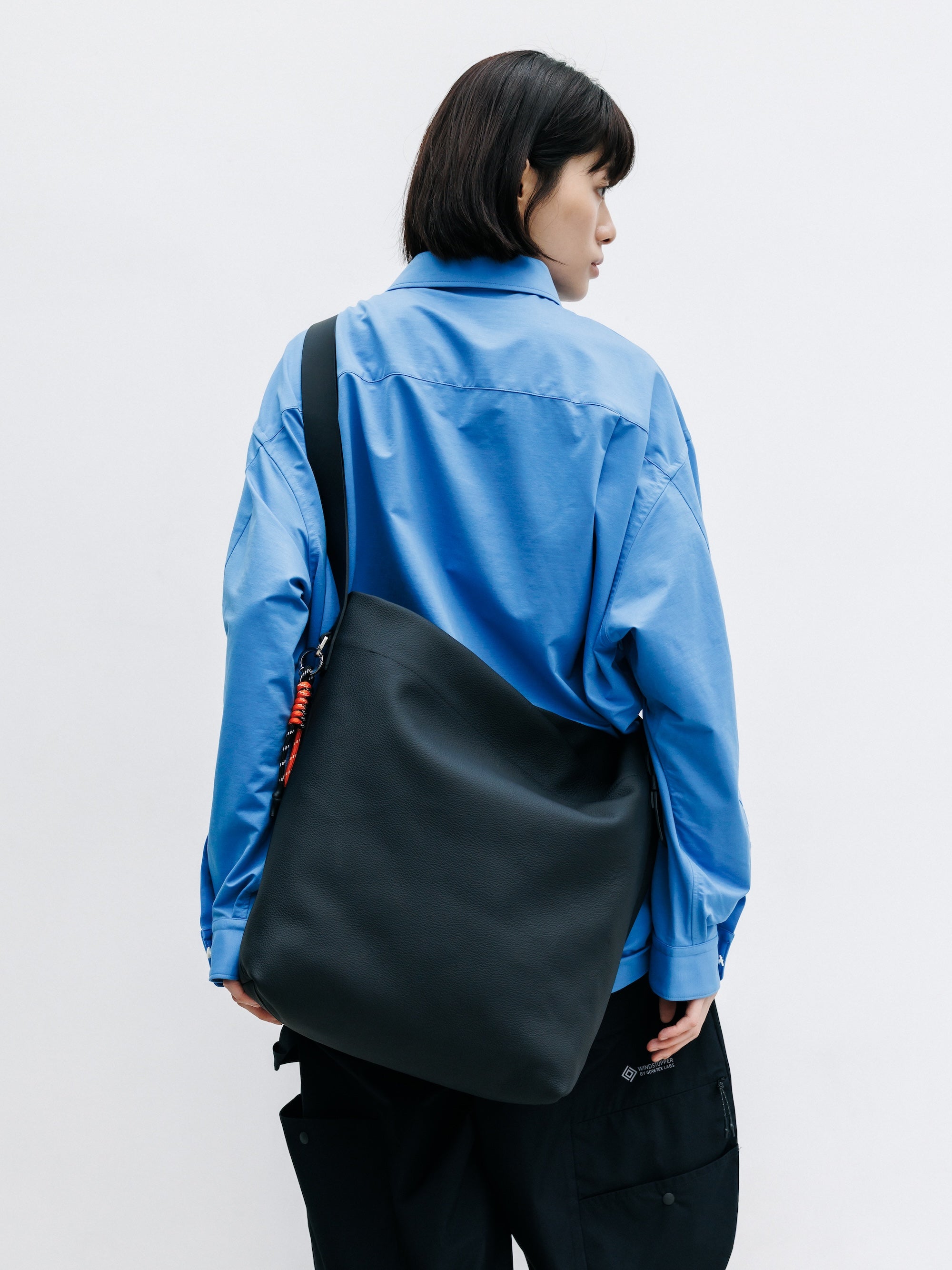 【8.8 SAT 20:00- IN STOCK】GRAIN LEATHER EDITOR’S BAG (BLACK)
