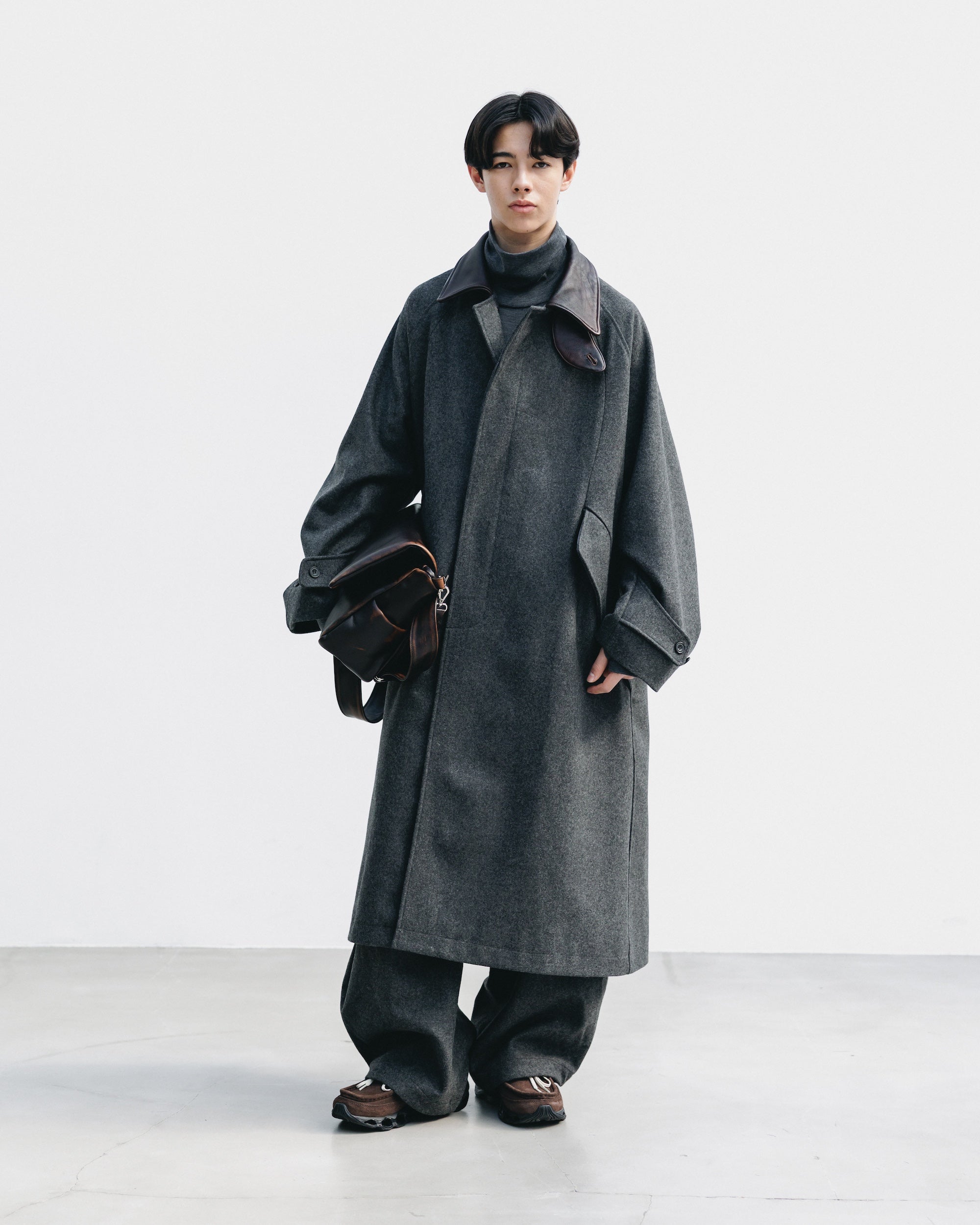 【12.10 WED 20:00- IN STOCK】LEATHER COLLAR WOOL MELTON BALMACAAN COAT (GRAY)