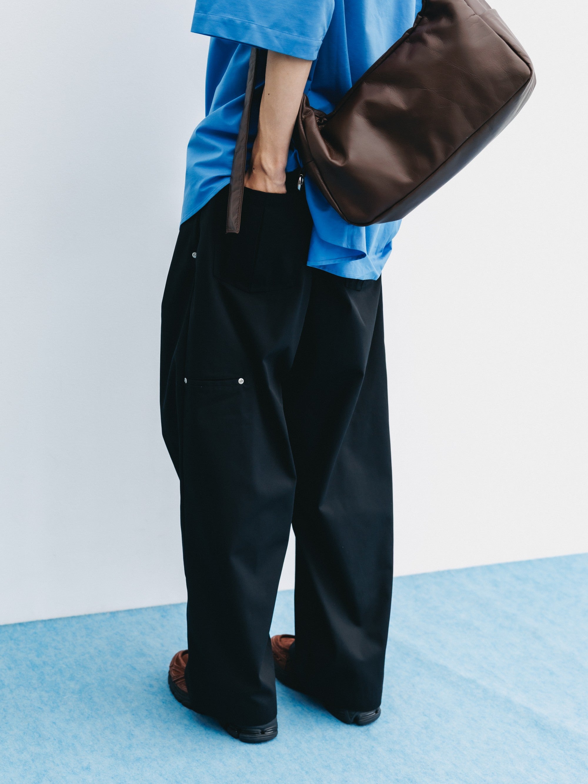 【8.5 WED 20:00- IN STOCK】T/C GABARDINE CITY WIDE STRAIGHT PANTS (BLACK)