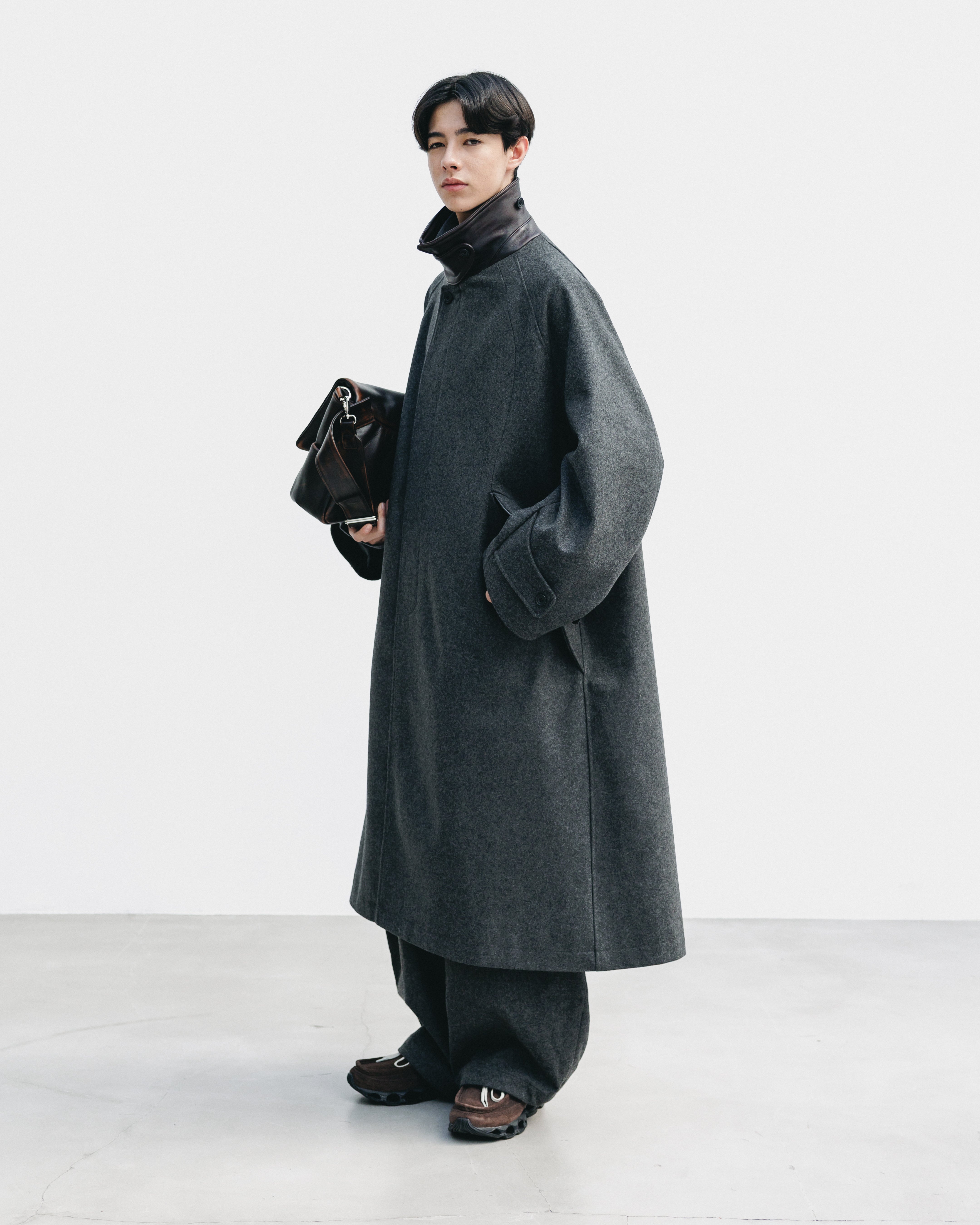 【12.10 WED 20:00- IN STOCK】LEATHER COLLAR WOOL MELTON BALMACAAN COAT (GRAY)