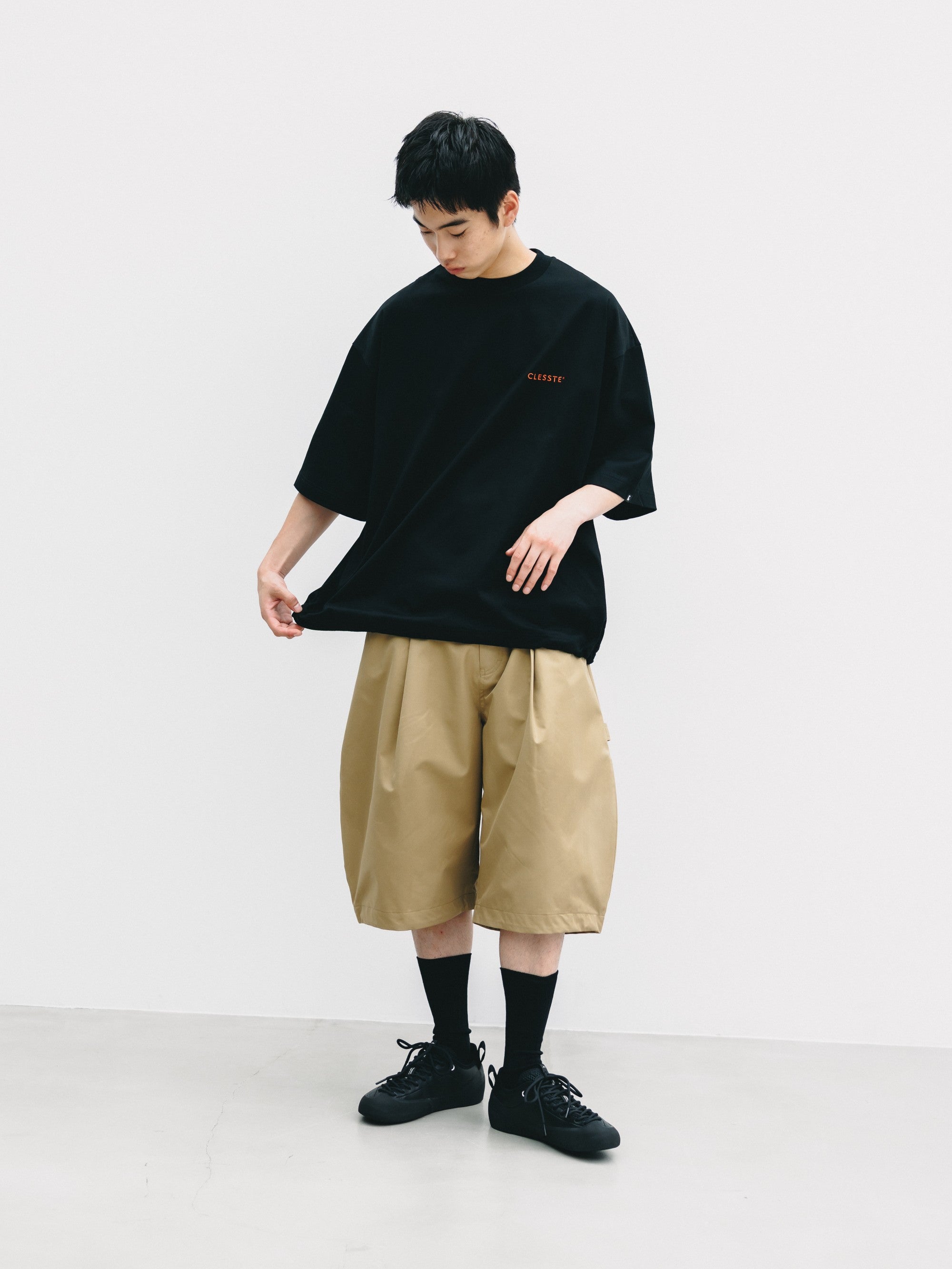 【7.8 WED 20:00- IN STOCK】+PHENIX WINDSTOPPER® BY GORE-TEX LABS TWILL CITY MASSIVE UTILITY HALF PANTS (CAMEL BEIGE)