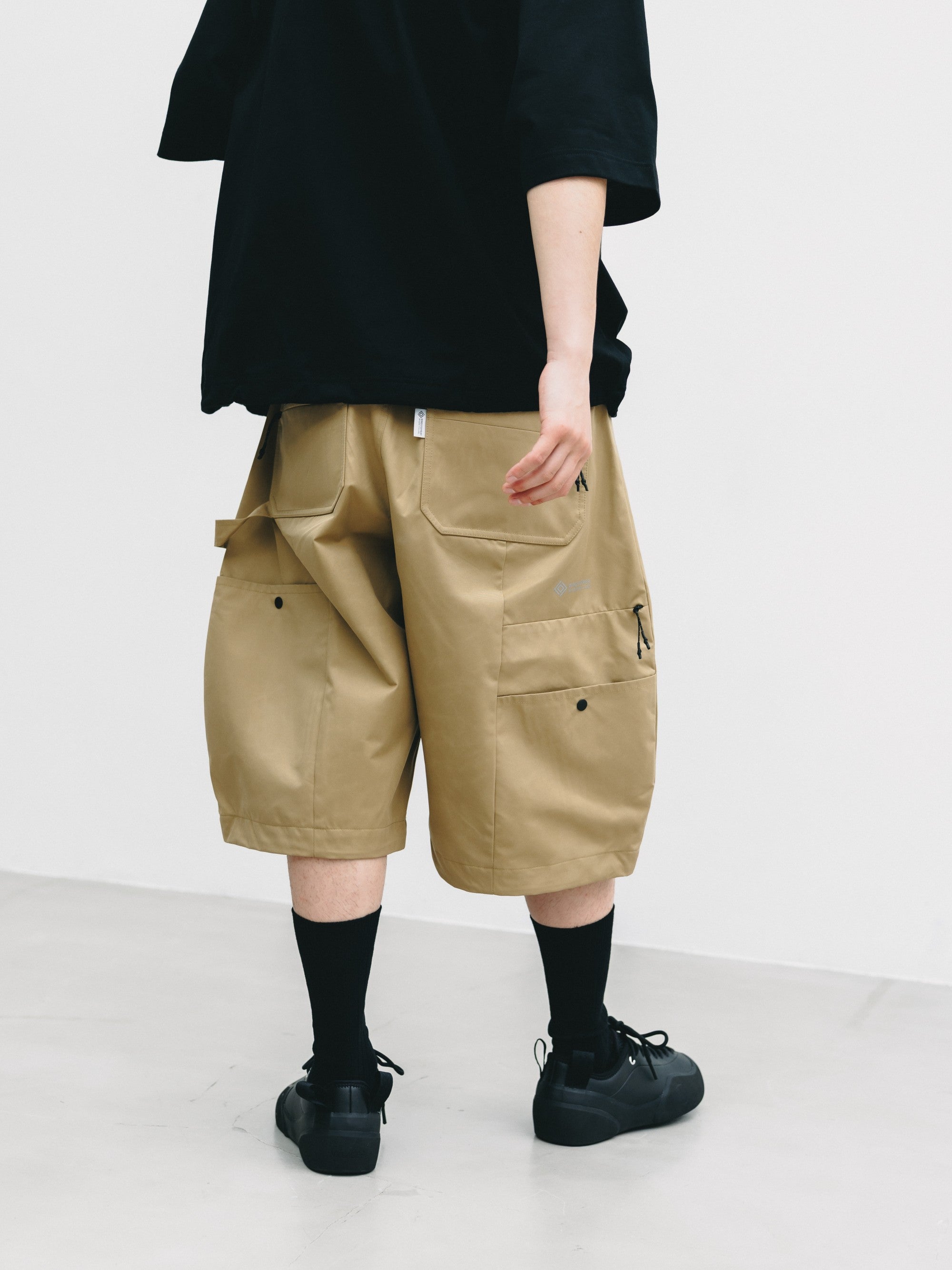 phenix WINDSTOPPER® by GORE-TEX LABS TWILL CITY MASSIVE UTILITY HALF