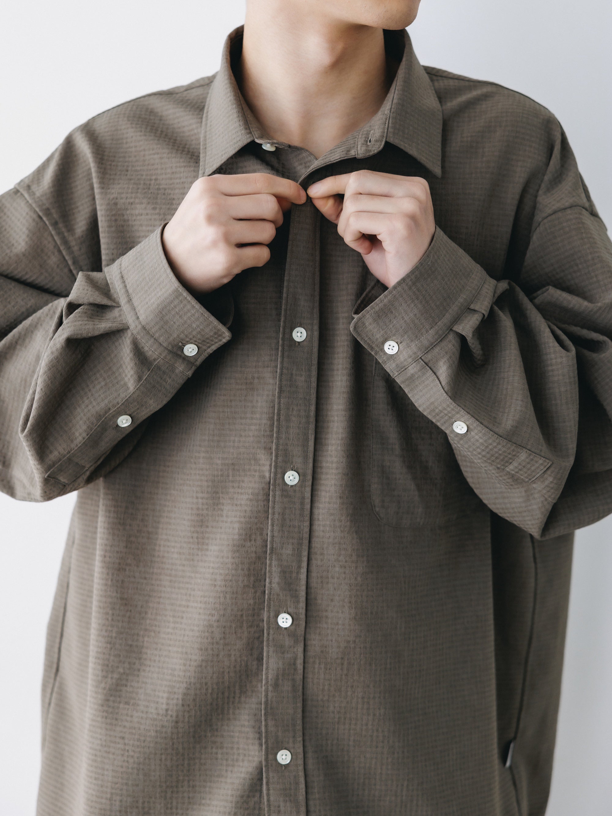 【4.29 WED 20:00 IN STOCK】SHADOW GINGHAM CHECK EVERYDAY L/S SHIRT (BEIGE)