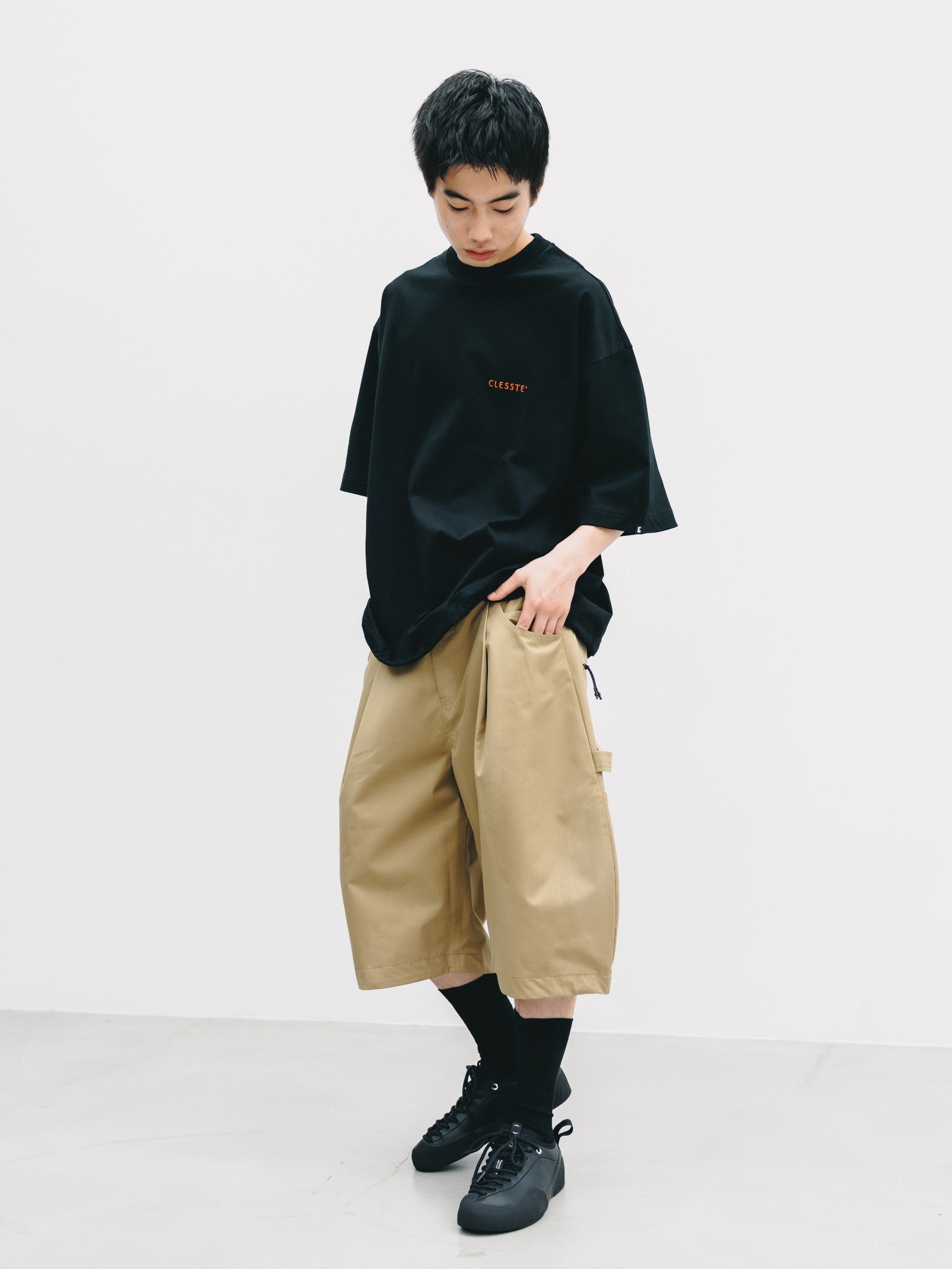 【7.8 WED 20:00- IN STOCK】+PHENIX WINDSTOPPER® BY GORE-TEX LABS TWILL CITY MASSIVE UTILITY HALF PANTS (CAMEL BEIGE)