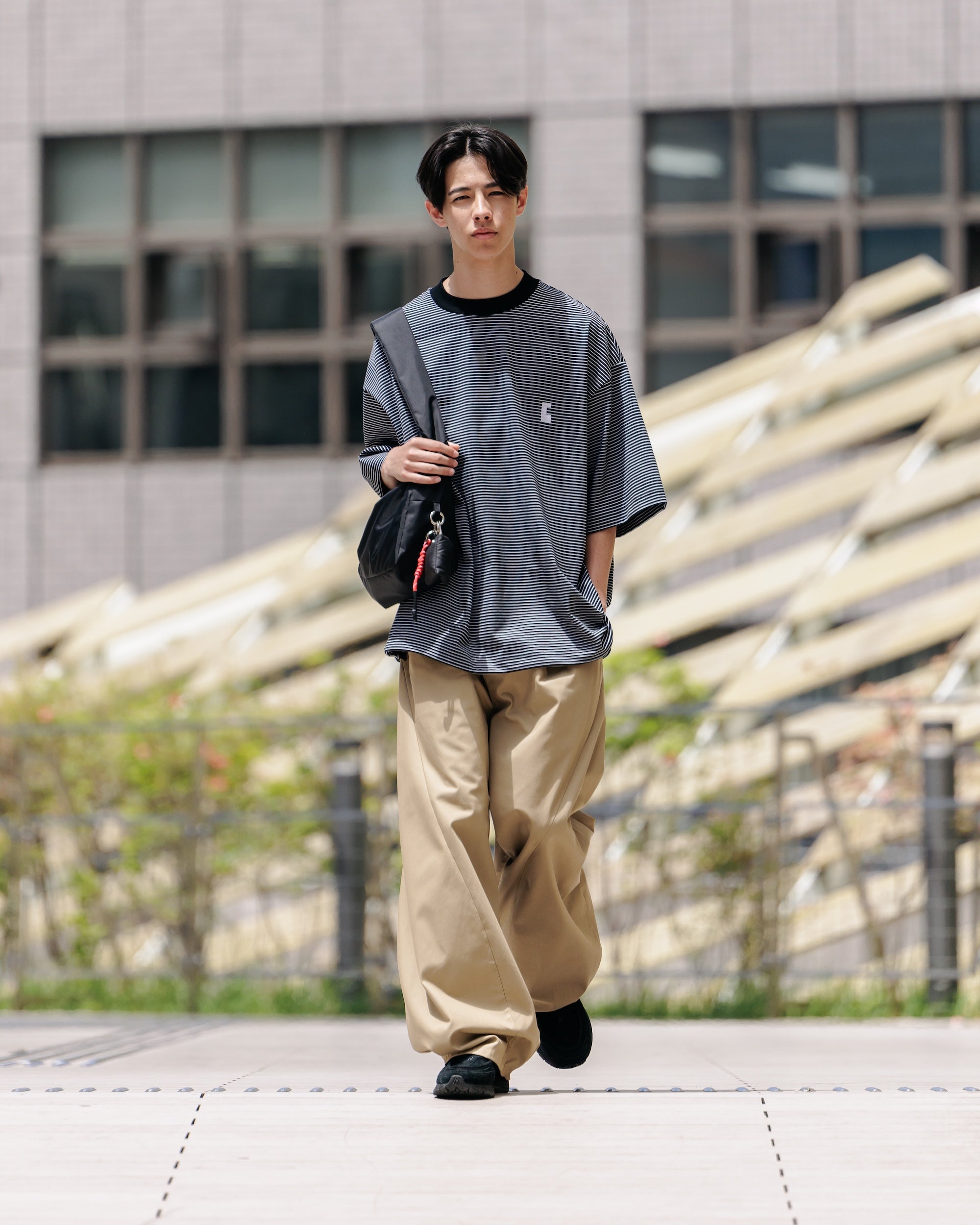 【5.17 SAT 20:00- IN STOCK】MASSIVE TWISTED PANTS (BEIGE)