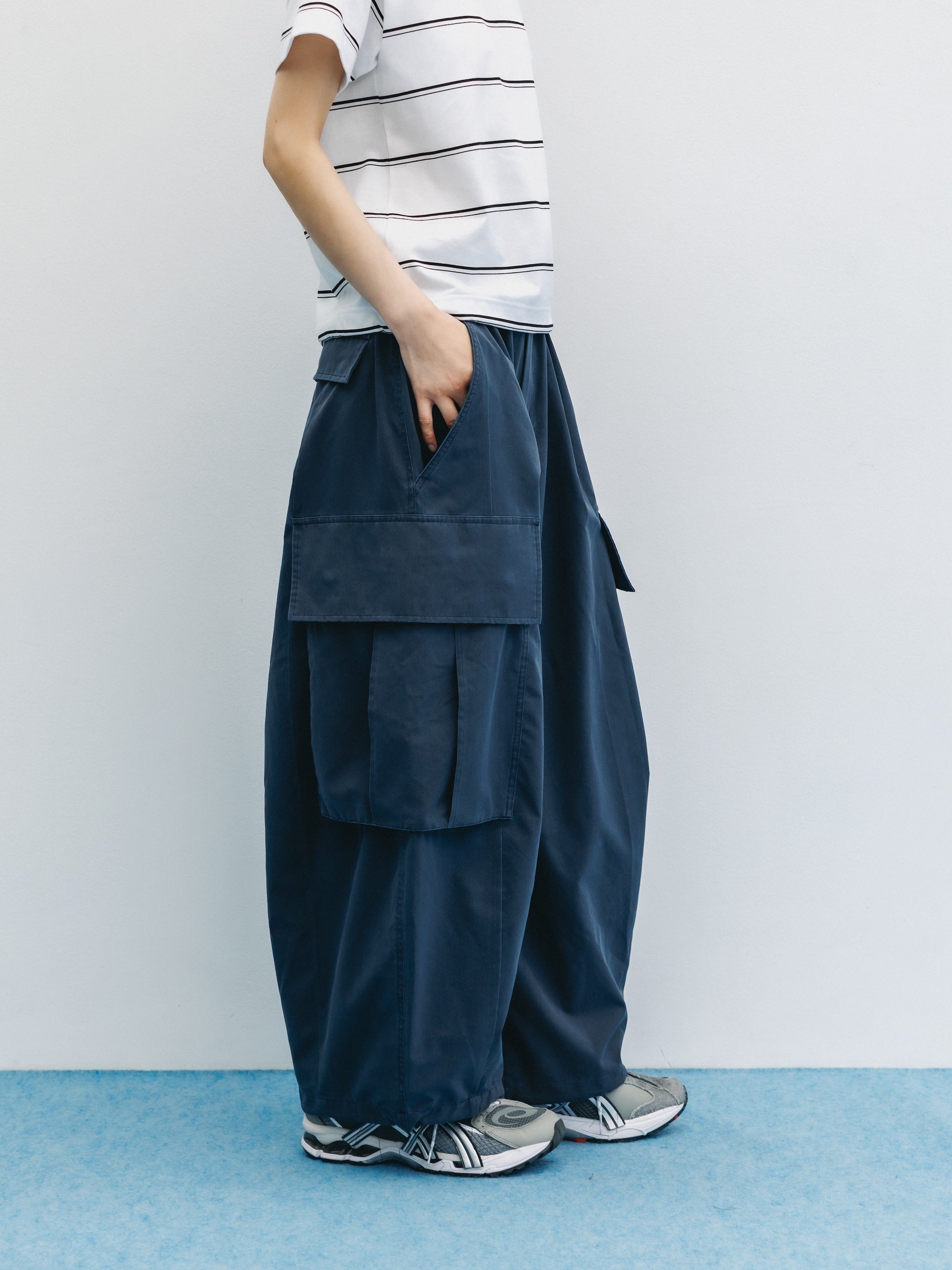【5.20 WED 20:00- IN STOCK】VINTAGE EFFECT COOLDOTS® CITY MEGA POCKET BALLOON CARGO PANTS(NAVY)