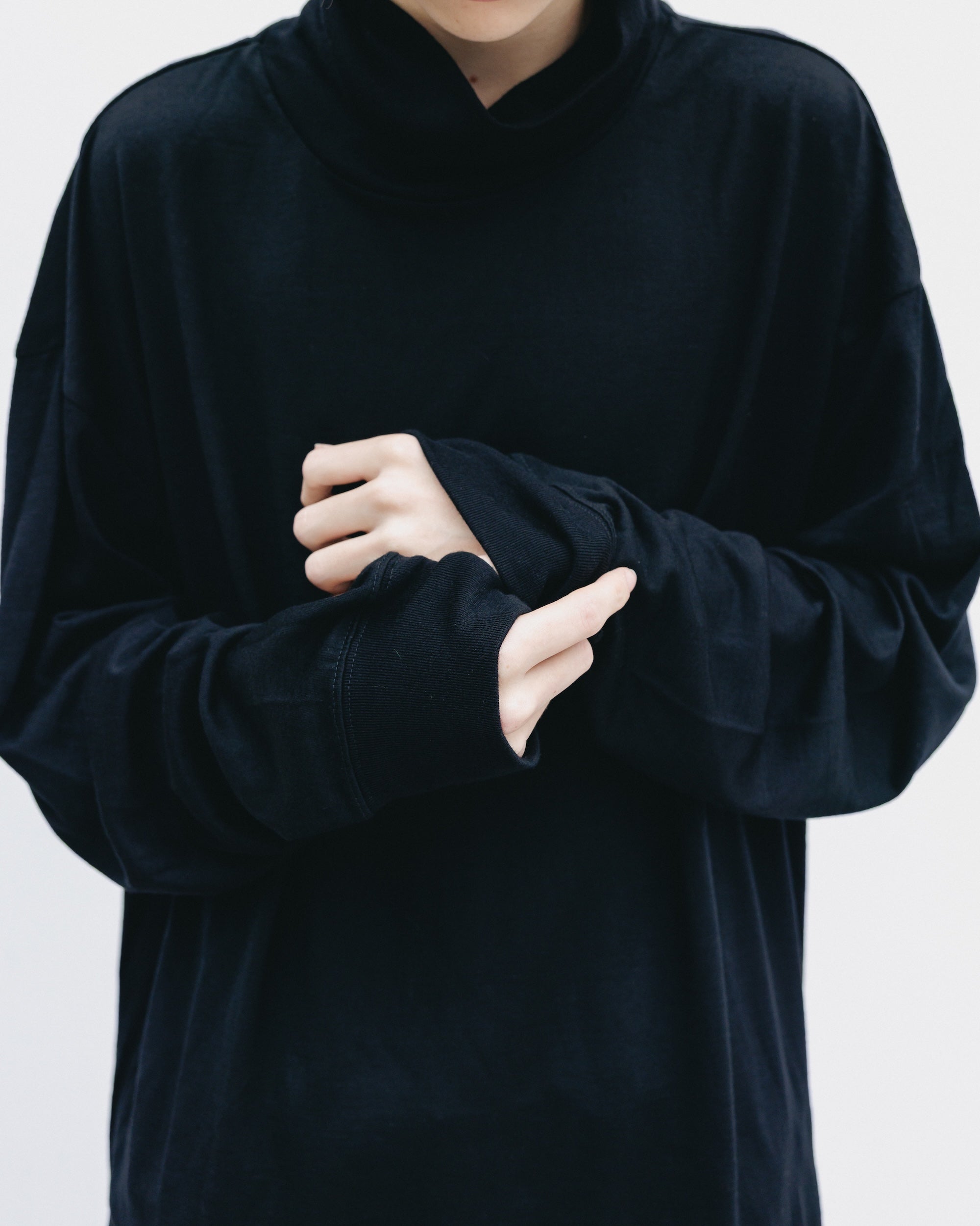 【11.12 WED 20:00- IN STOCK】WOOL L/S TURTLE NECK T-SHIRT (BLACK)