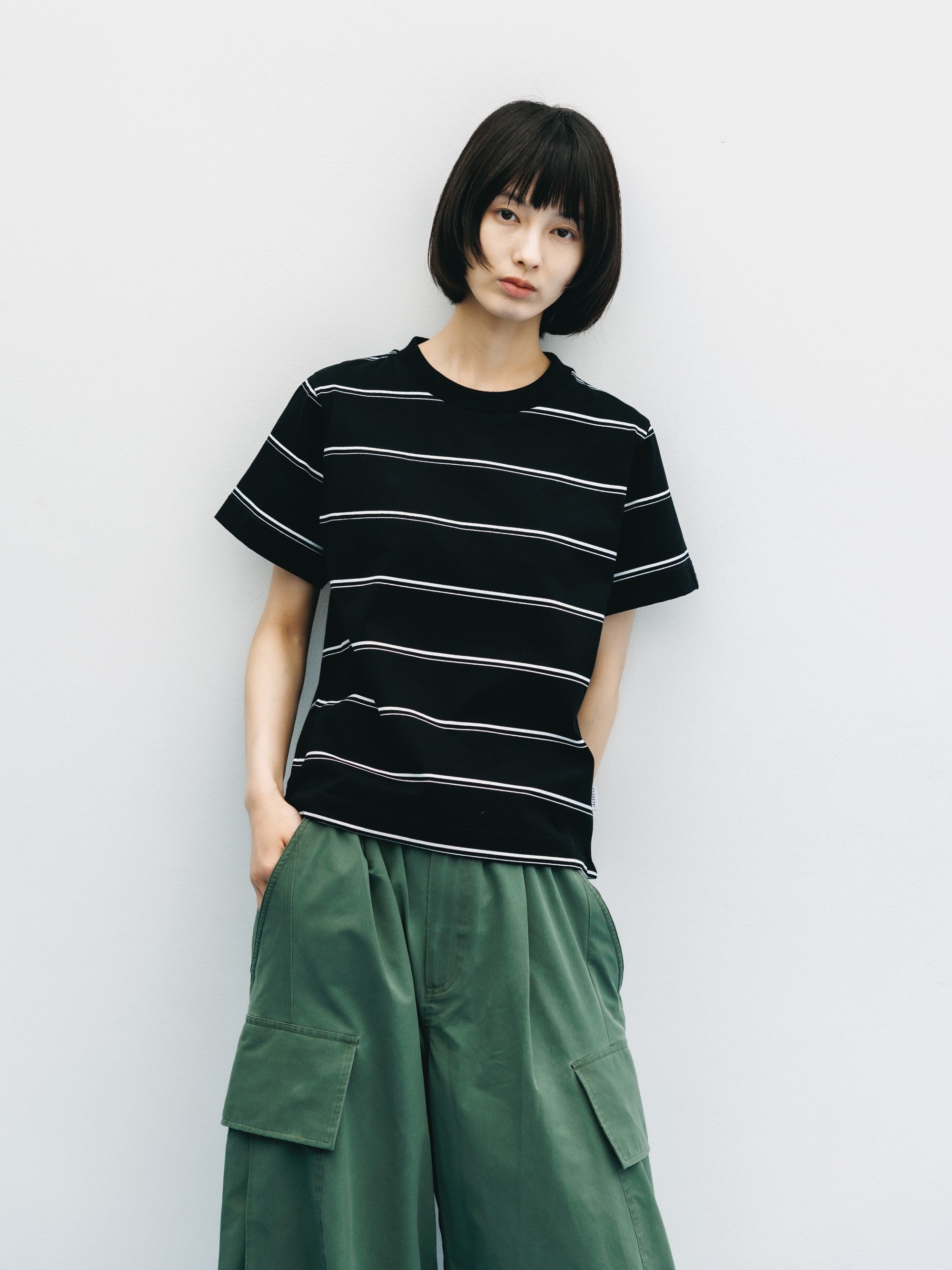 THICK THIN STRIPE S/S T-SHIRT WITH DRAWSTRINGS (BLACK)