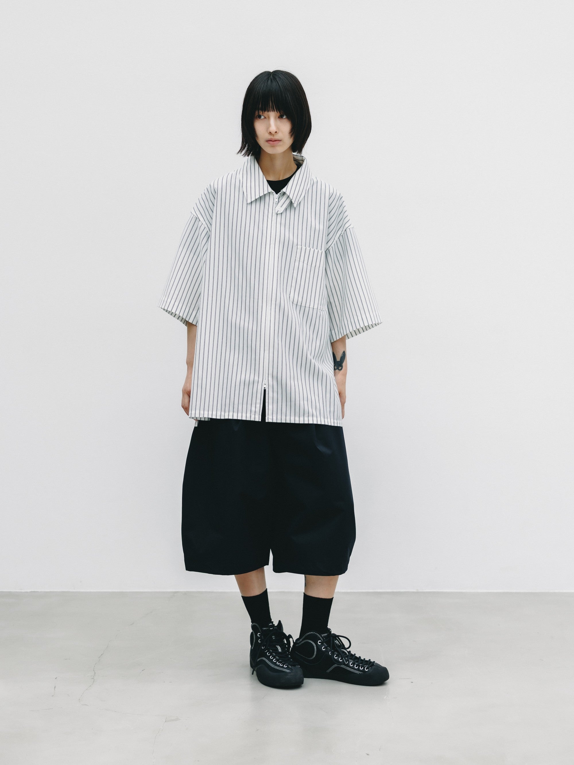 【6.27 SAT 20:00- IN STOCK】THICK/THIN STRIPE 46G KNIT EVERYDAY ZIP UP S/S SHIRT (WHITE STRIPE)