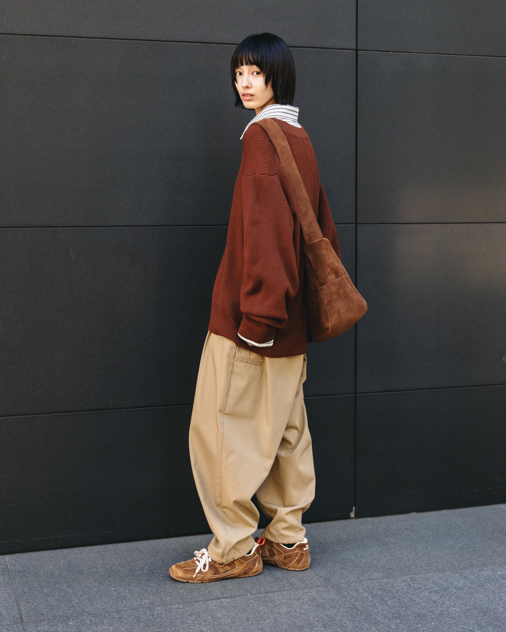 【2.4 WED 20:00- IN STOCK】T/C GABARDINE CITY UNIFORM WIDE TAPERED PANTS(BEIGE)