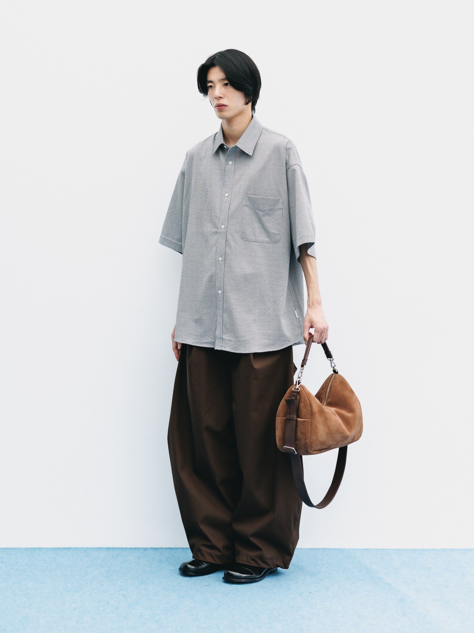 SUEDE DAYOFF BAG (BROWN)