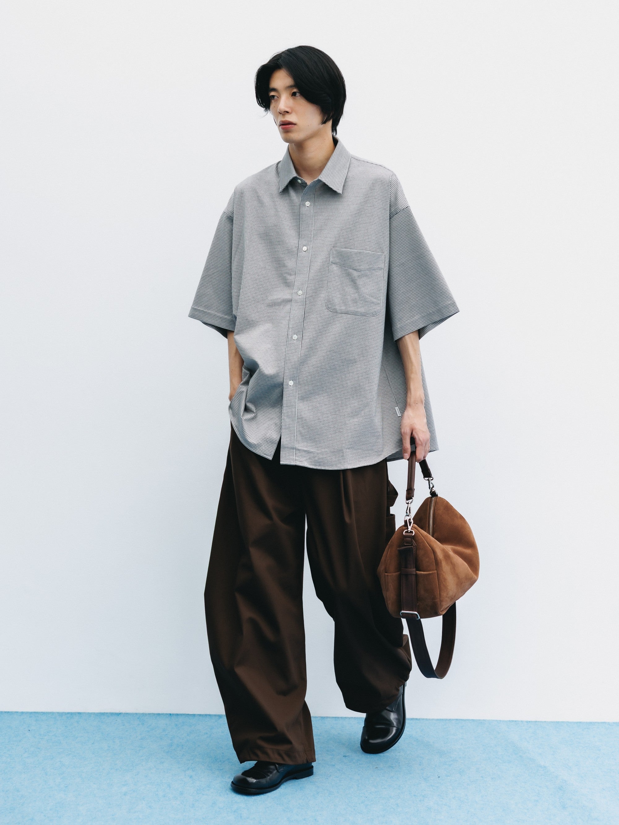 SUEDE DAYOFF BAG (BROWN)