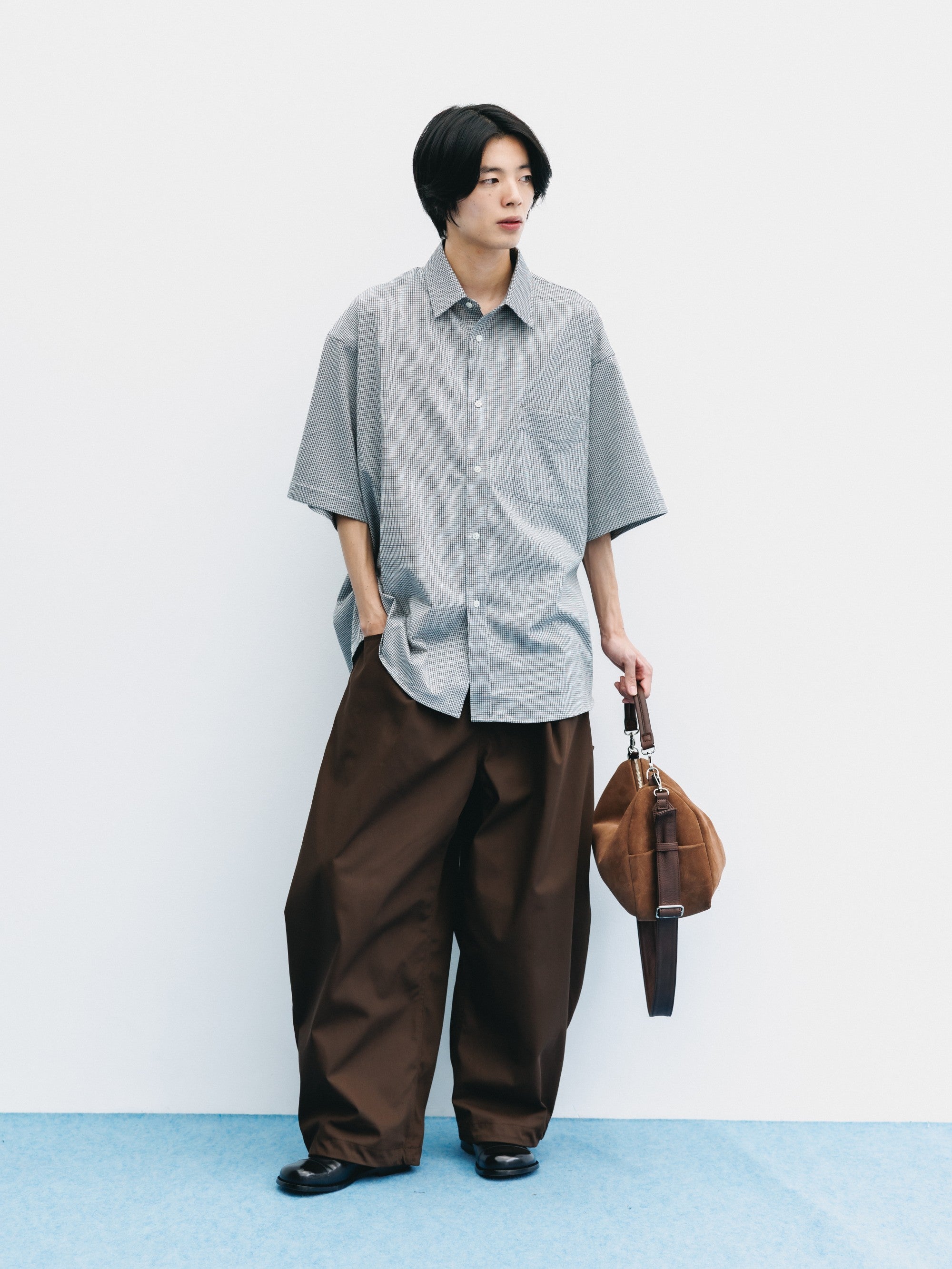 SUEDE DAYOFF BAG (BROWN)