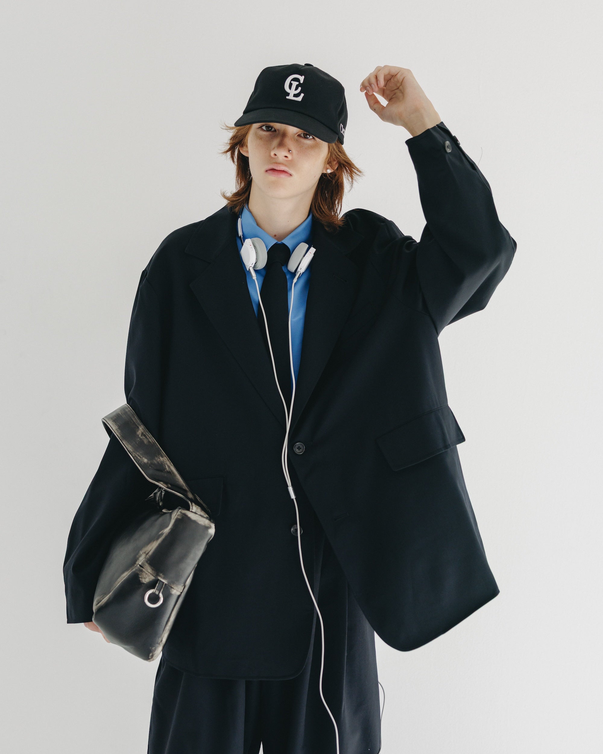 【10.4 SAT 20:00- IN STOCK】VINTAGE LEATHER HOLIDAY BAG (BLACK)