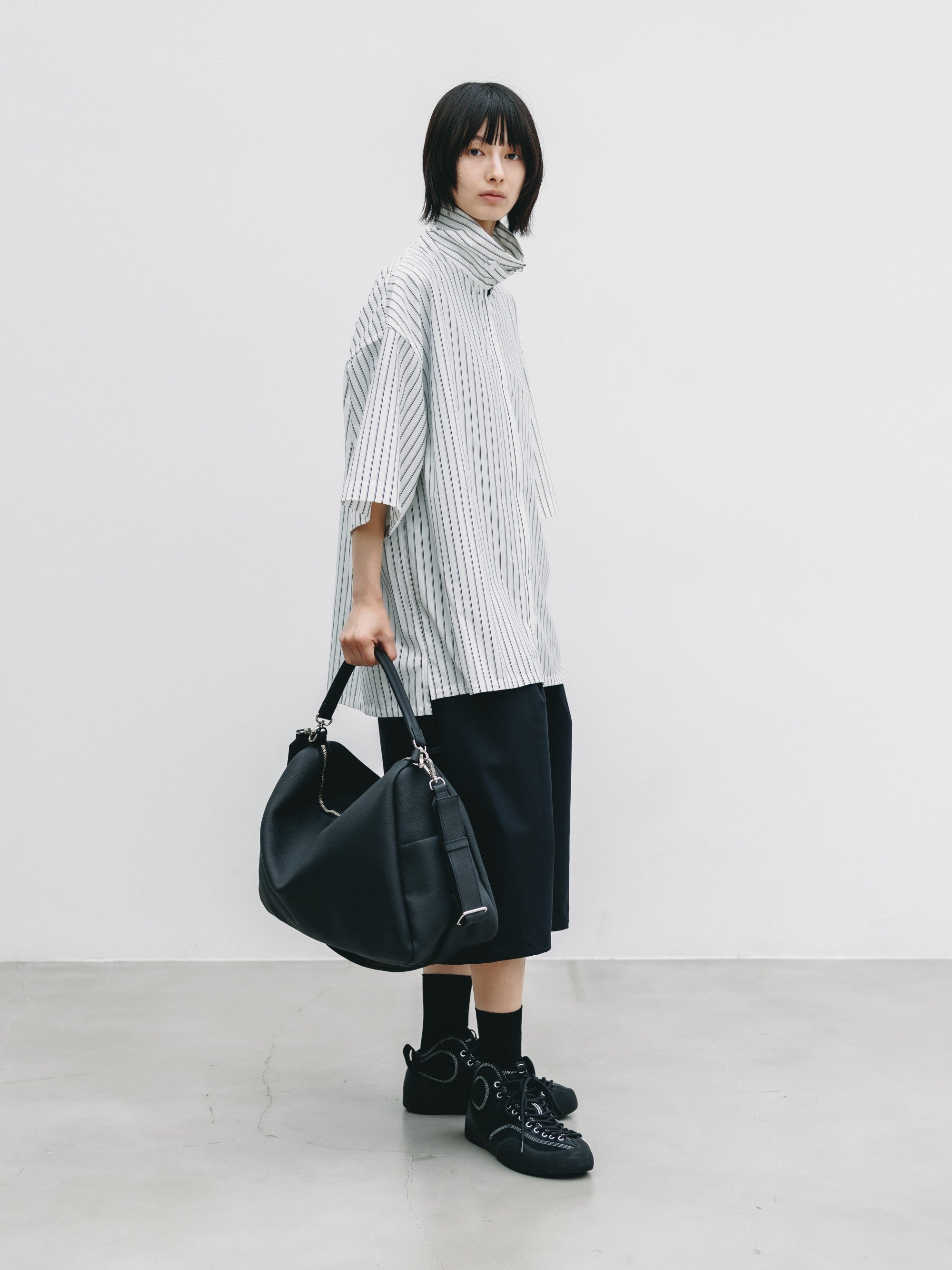 【8.15 SAT 20:00- IN STOCK】GRAIN LEATHER DAYOFF BAG LARGE