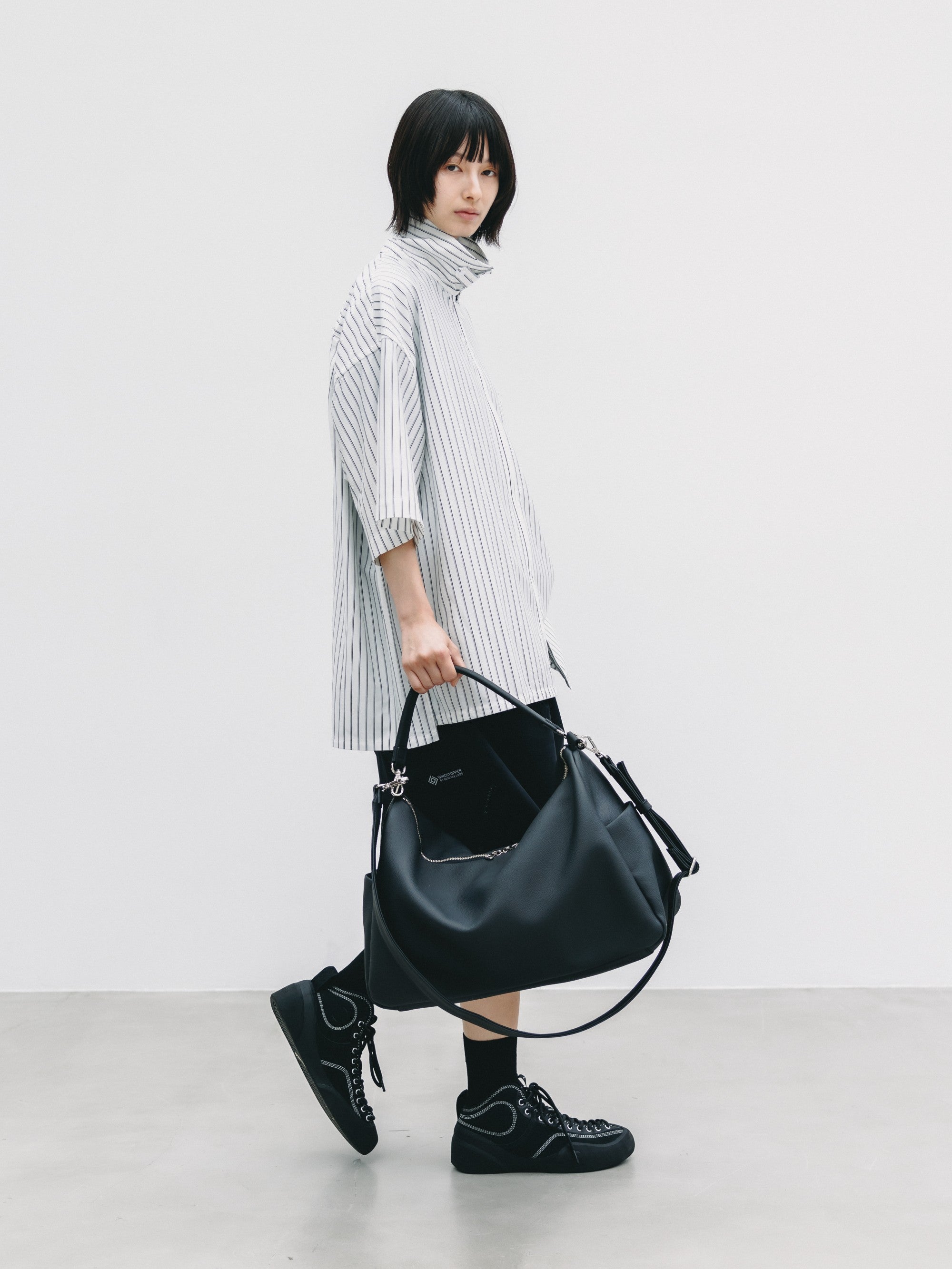 【8.15 SAT 20:00- IN STOCK】GRAIN LEATHER DAYOFF BAG LARGE