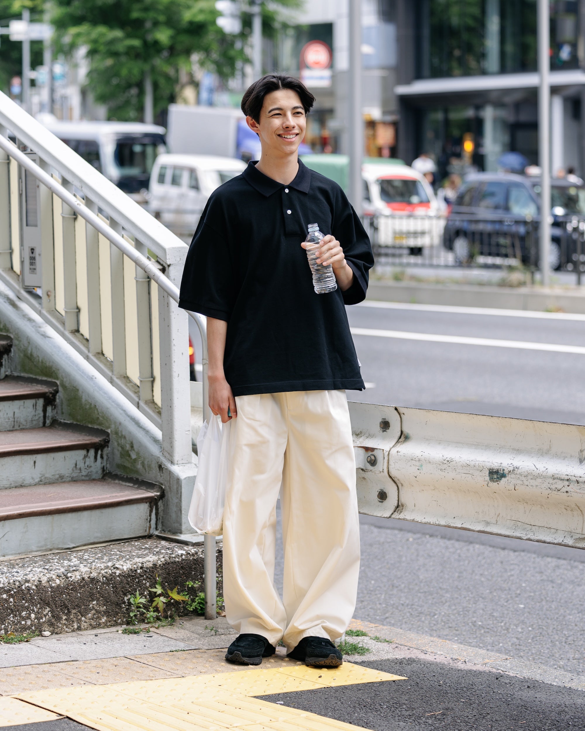 【5.17 SAT 20:00- IN STOCK】MASSIVE TWISTED PANTS (IVORY)