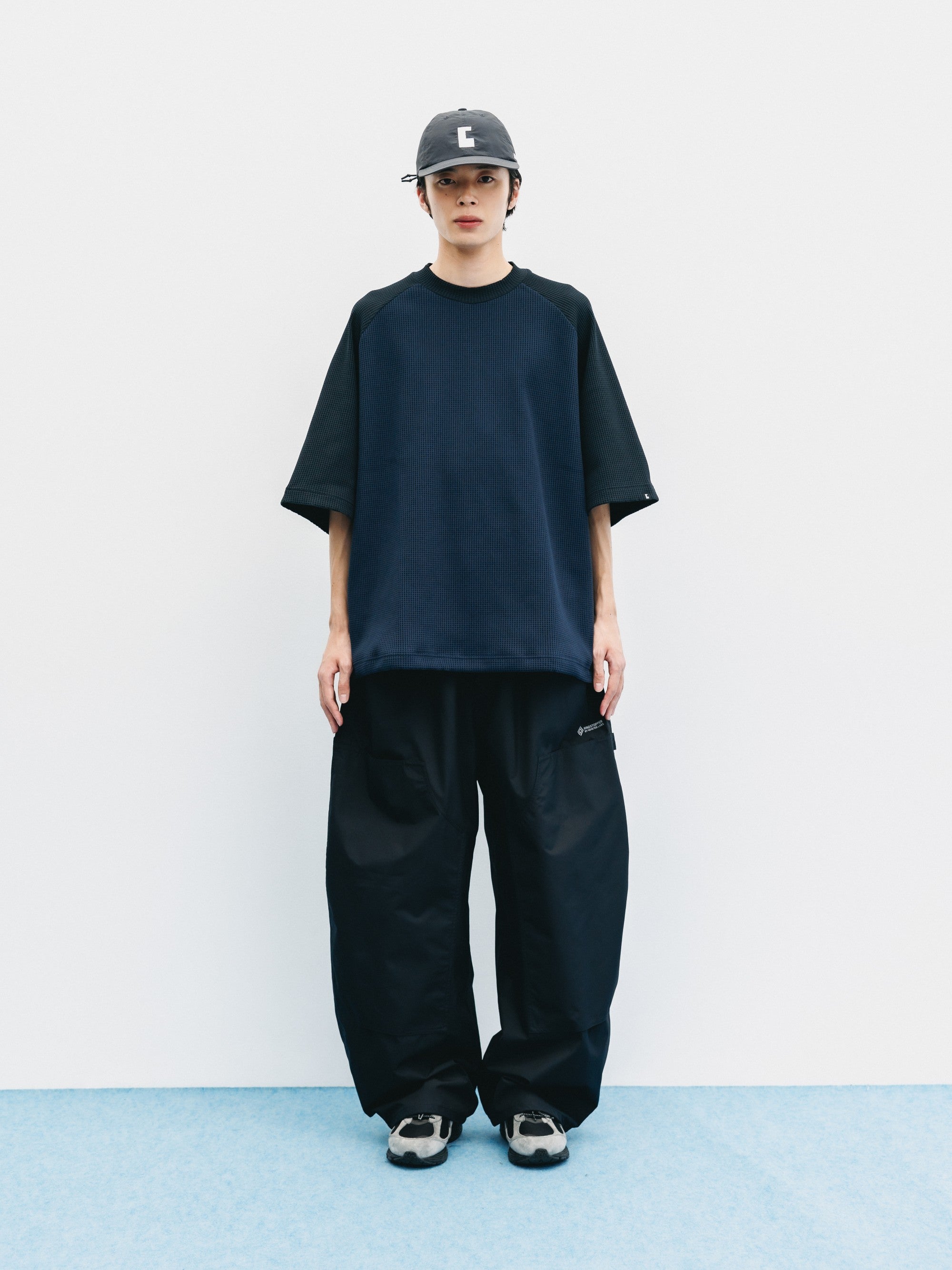 【6.3 WED 20:00- IN STOCK】CITY LIGHT THERMAL RAGLAN S/S T-SHIRT WITH DRAWSTRINGS (NAVY×BLACK)