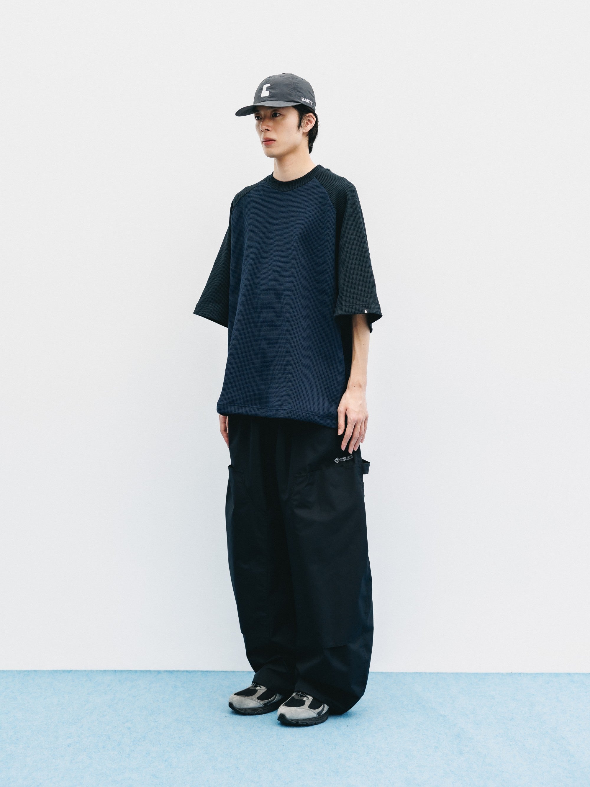 【6.3 WED 20:00- IN STOCK】CITY LIGHT THERMAL RAGLAN S/S T-SHIRT WITH DRAWSTRINGS (NAVY×BLACK)