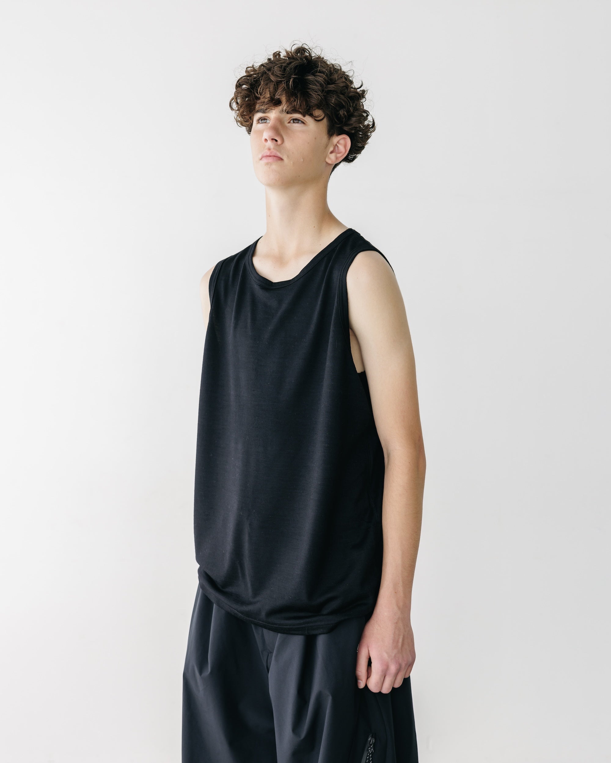 WASHABLE WOOL TANK TOP (BLACK)