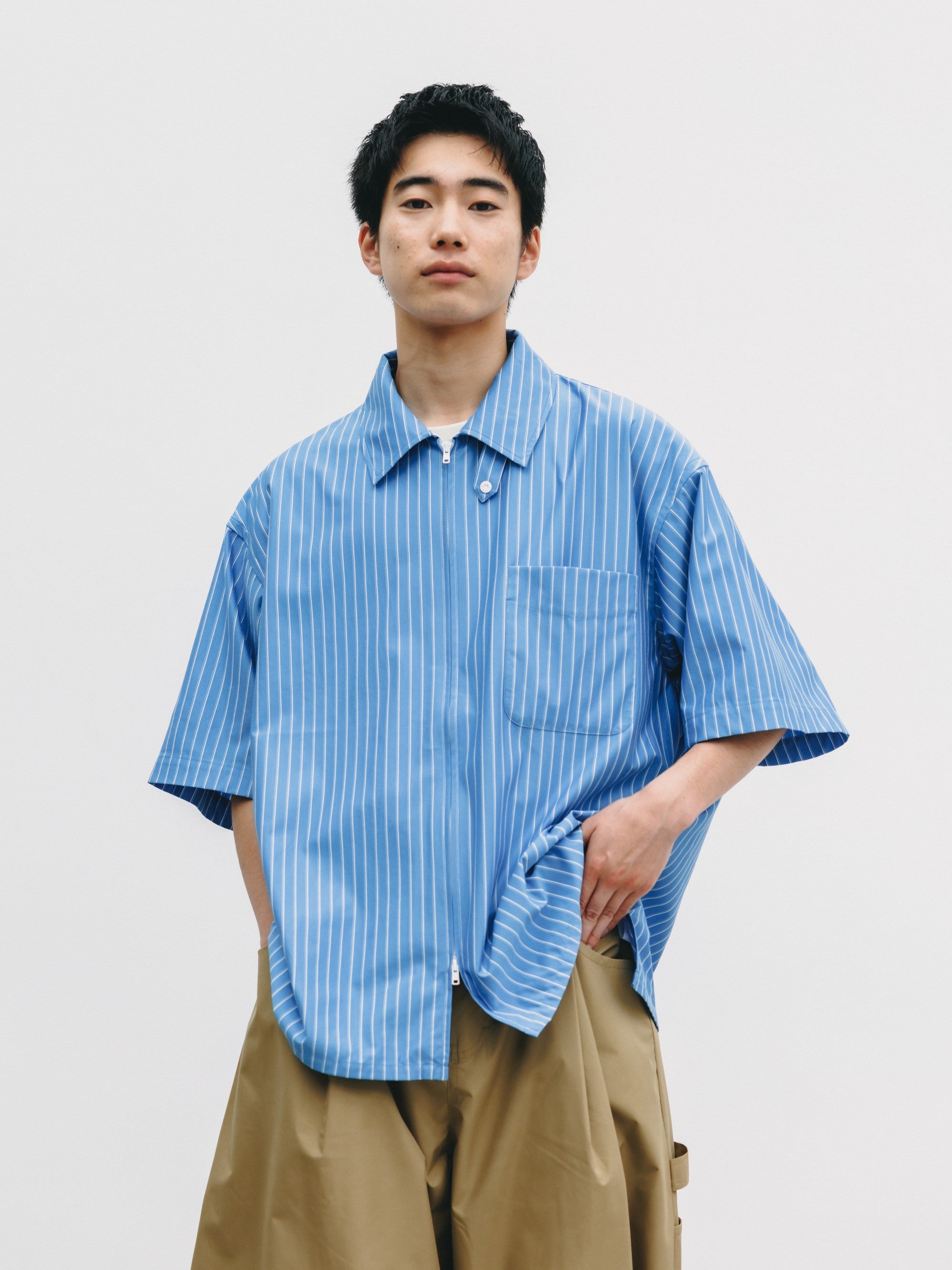 【6.27 SAT 20:00- IN STOCK】THICK/THIN STRIPE 46G KNIT EVERYDAY ZIP UP S/S SHIRT (SAX BLUE STRIPE)