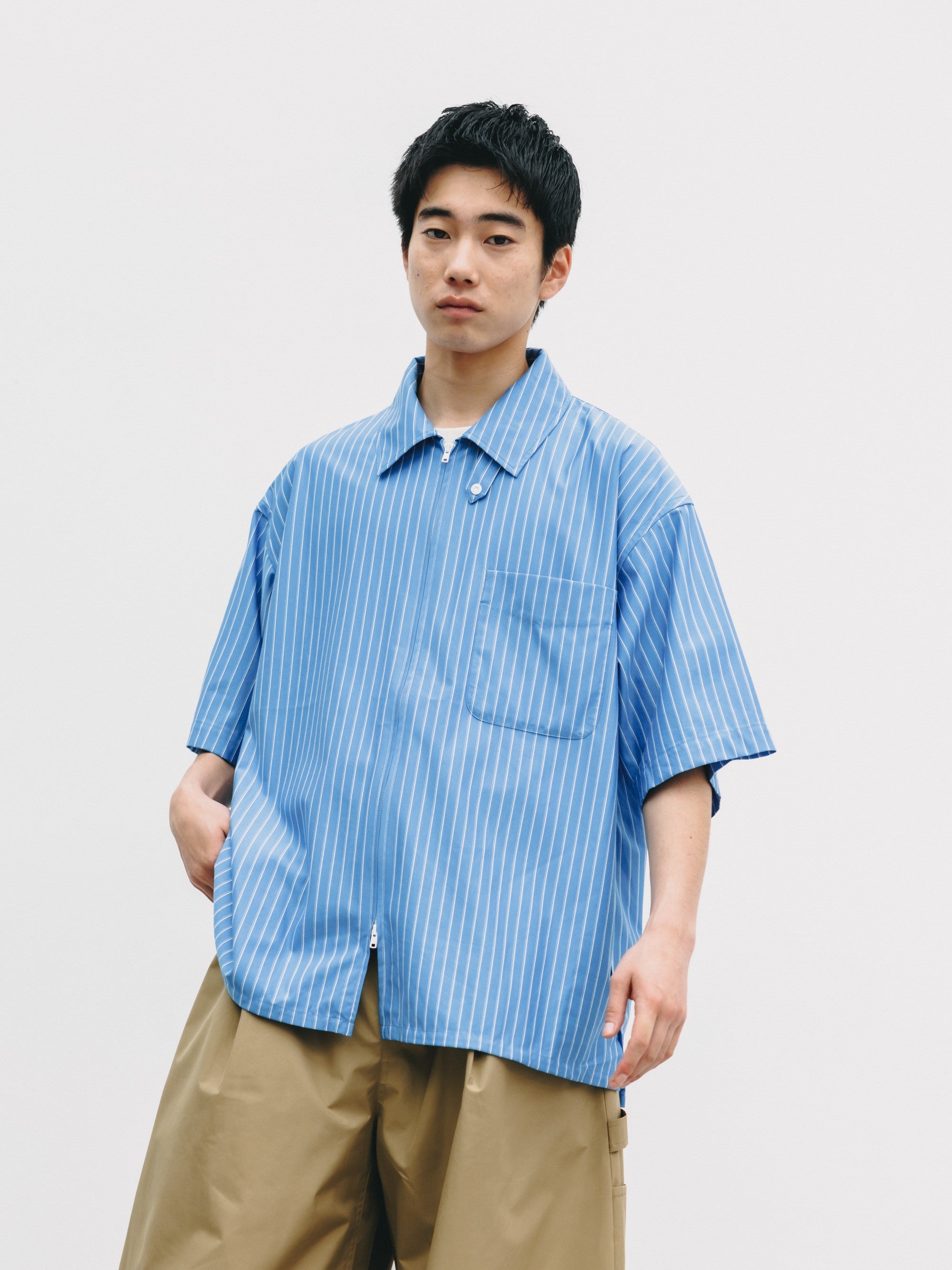 【6.27 SAT 20:00- IN STOCK】THICK/THIN STRIPE 46G KNIT EVERYDAY ZIP UP S/S SHIRT (SAX BLUE STRIPE)