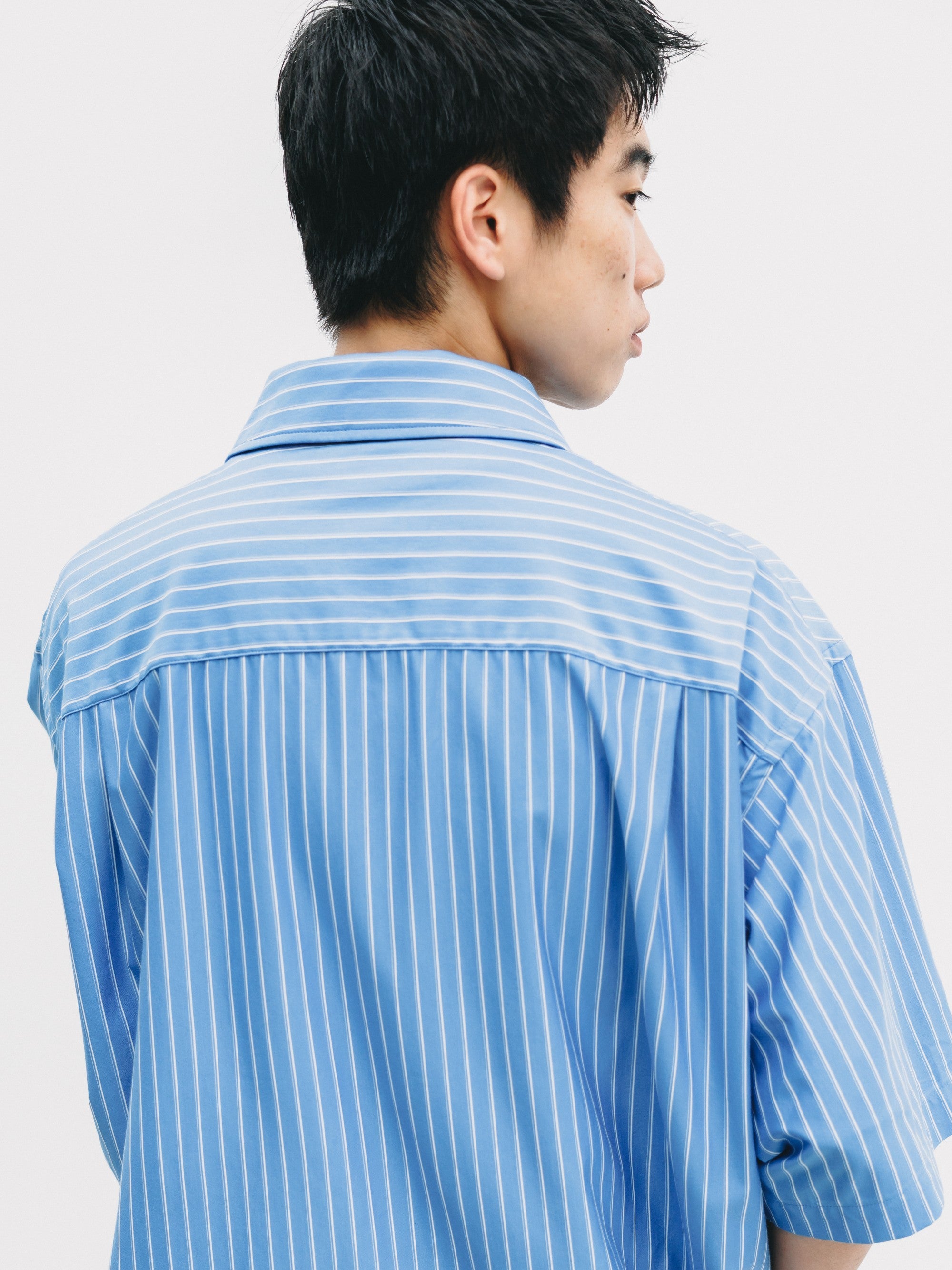 【6.27 SAT 20:00- IN STOCK】THICK/THIN STRIPE 46G KNIT EVERYDAY ZIP UP S/S SHIRT (SAX BLUE STRIPE)