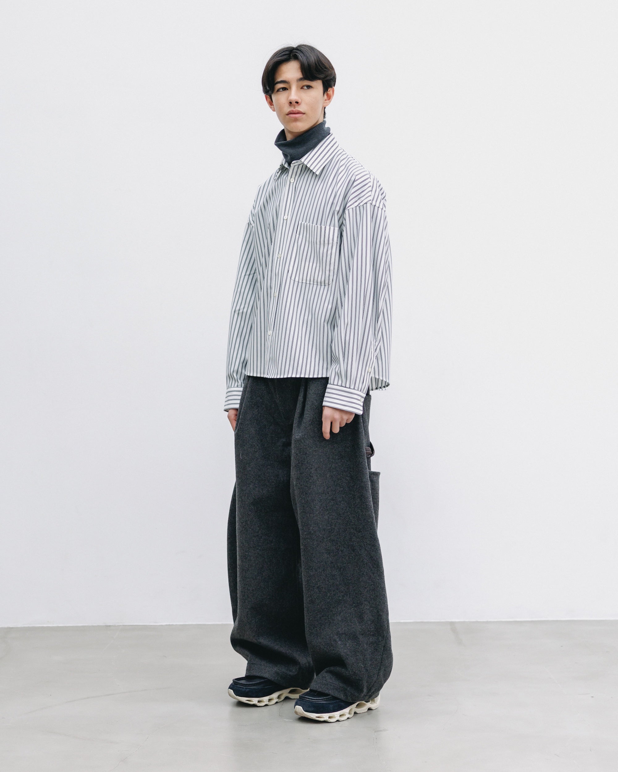 【12.6 SAT 20:00- IN STOCK】46G KNIT CROPPED LENGTH EVERYDAY L/S SHIRT (WHITE STRIPE)