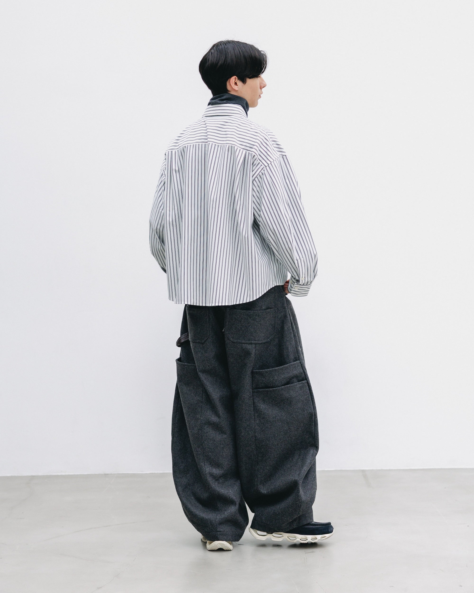 【12.6 SAT 20:00- IN STOCK】46G KNIT CROPPED LENGTH EVERYDAY L/S SHIRT (WHITE STRIPE)