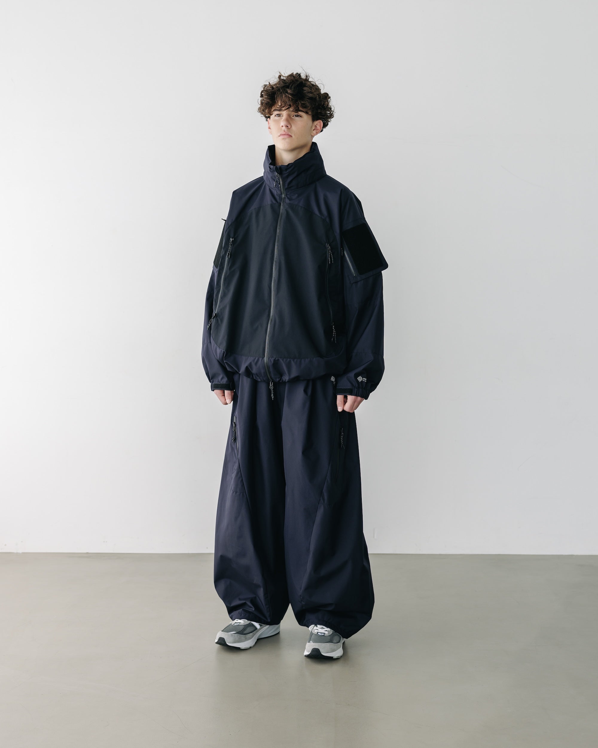 【9.17 WED 20:00- IN STOCK】+phenix WINDSTOPPER® by GORE-TEX LABS CITY MILITARY JACKET (NAVY×BLACK)
