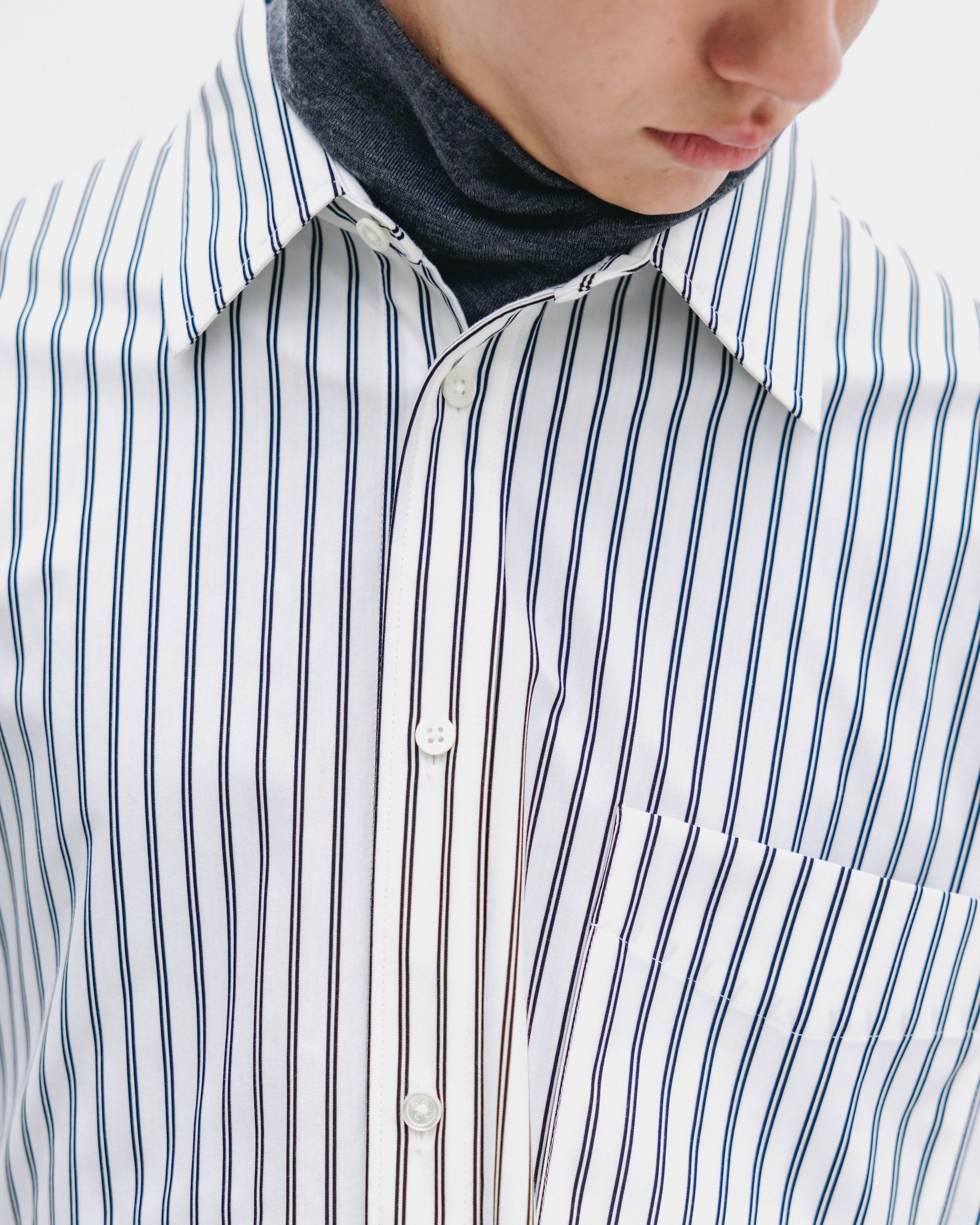 12.6 SAT 20:00- IN STOCK】46G KNIT CROPPED LENGTH EVERYDAY L/S SHIRT (