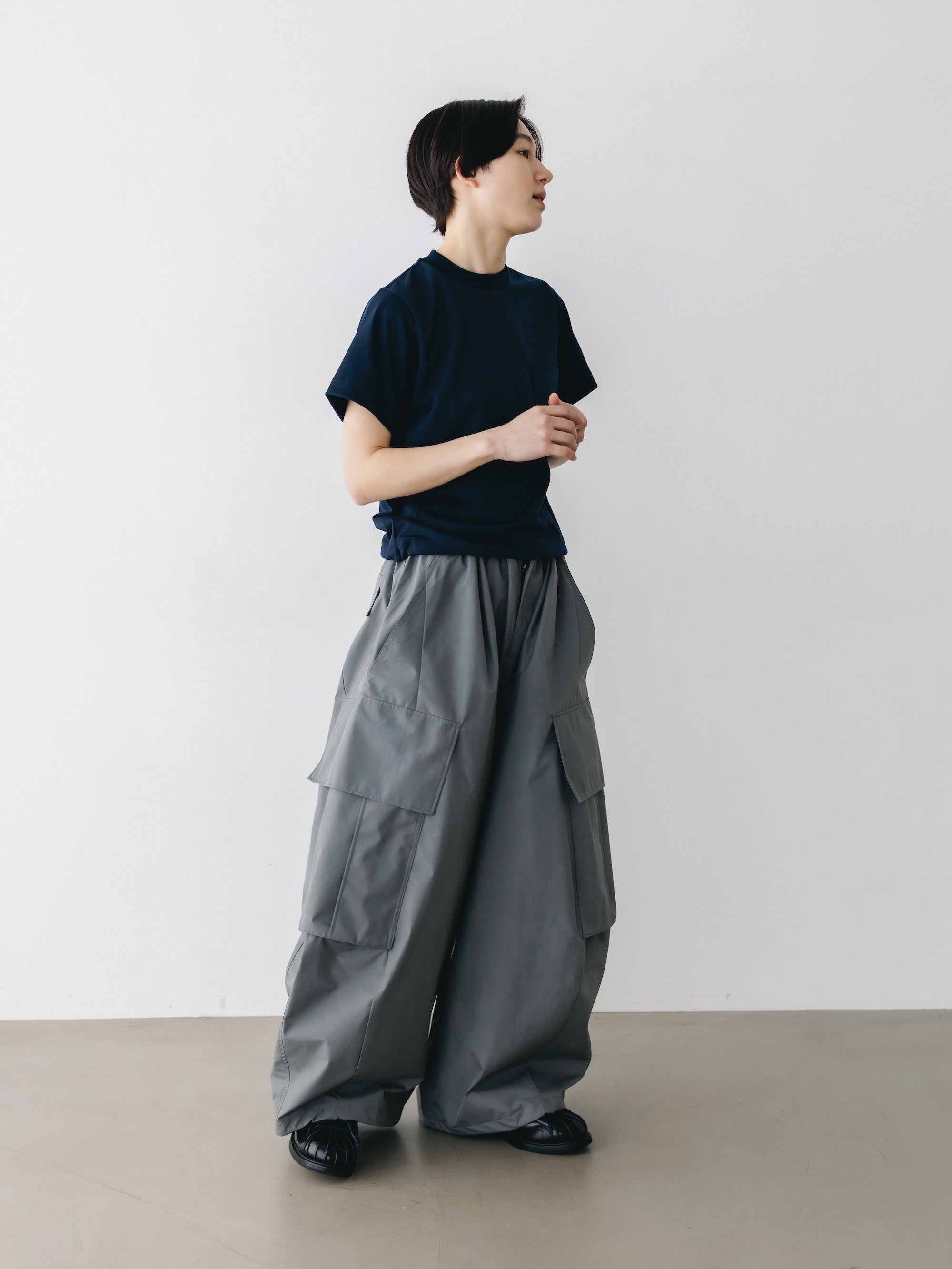 +phenix WINDSTOPPER® by GORE-TEX LABS CITY MEGA POCKET BALLOON CARGO PANTS (CHARCOAL GRAY)