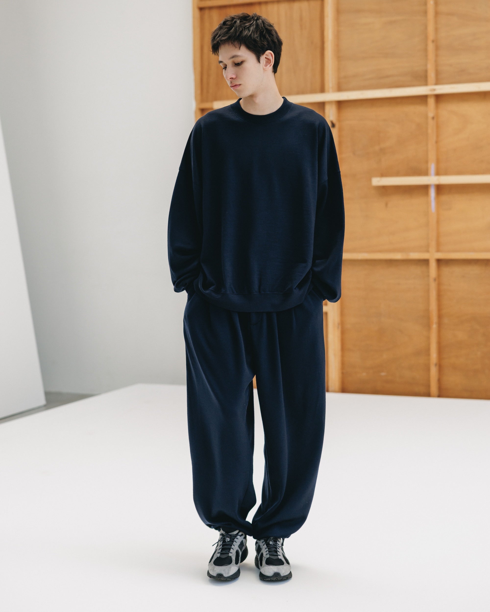WOOL SWEAT WIDE TAPERED PANTS (NAVY)