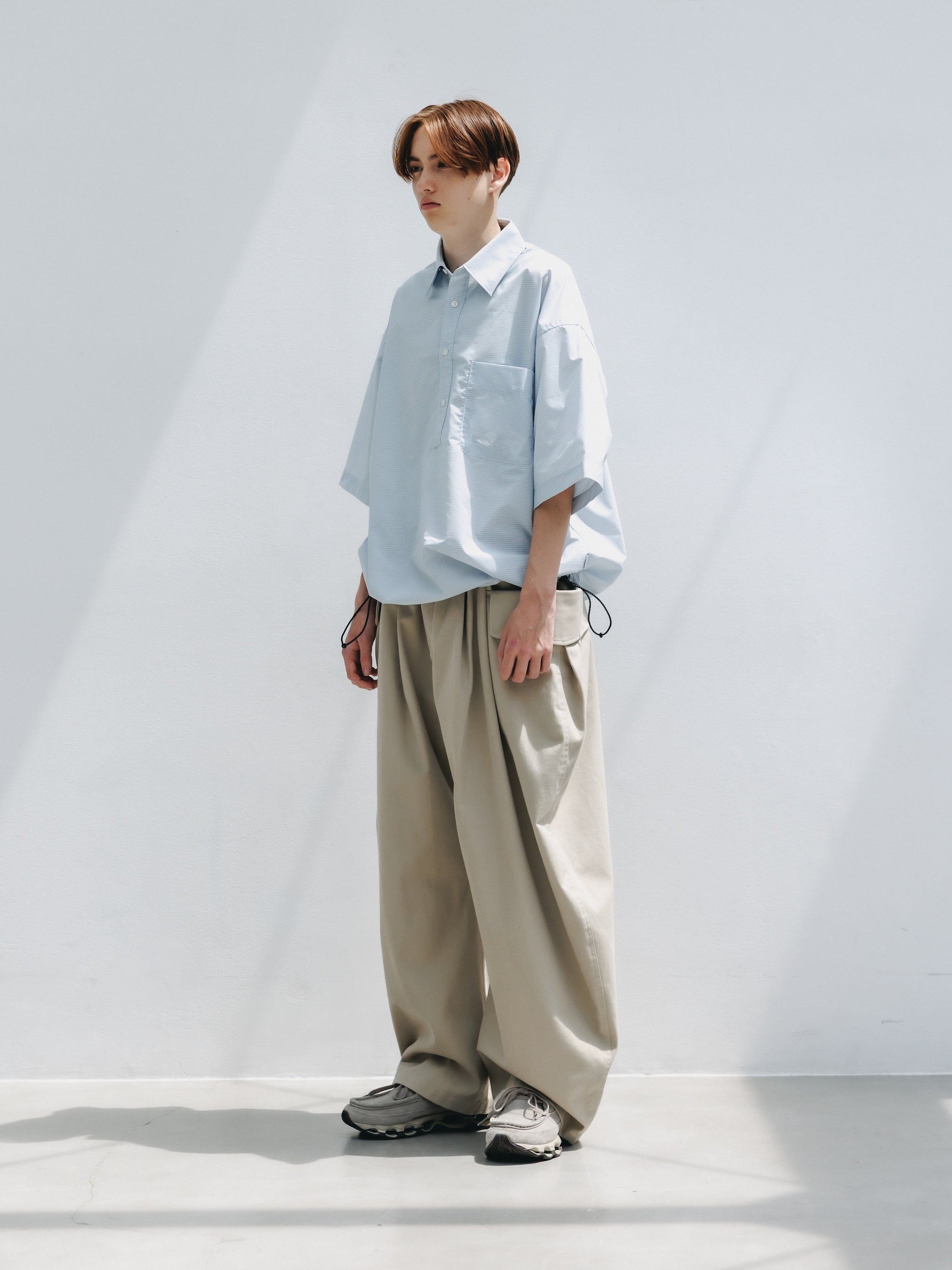 SIDE FLAP CURVE PANTS (BEIGE)