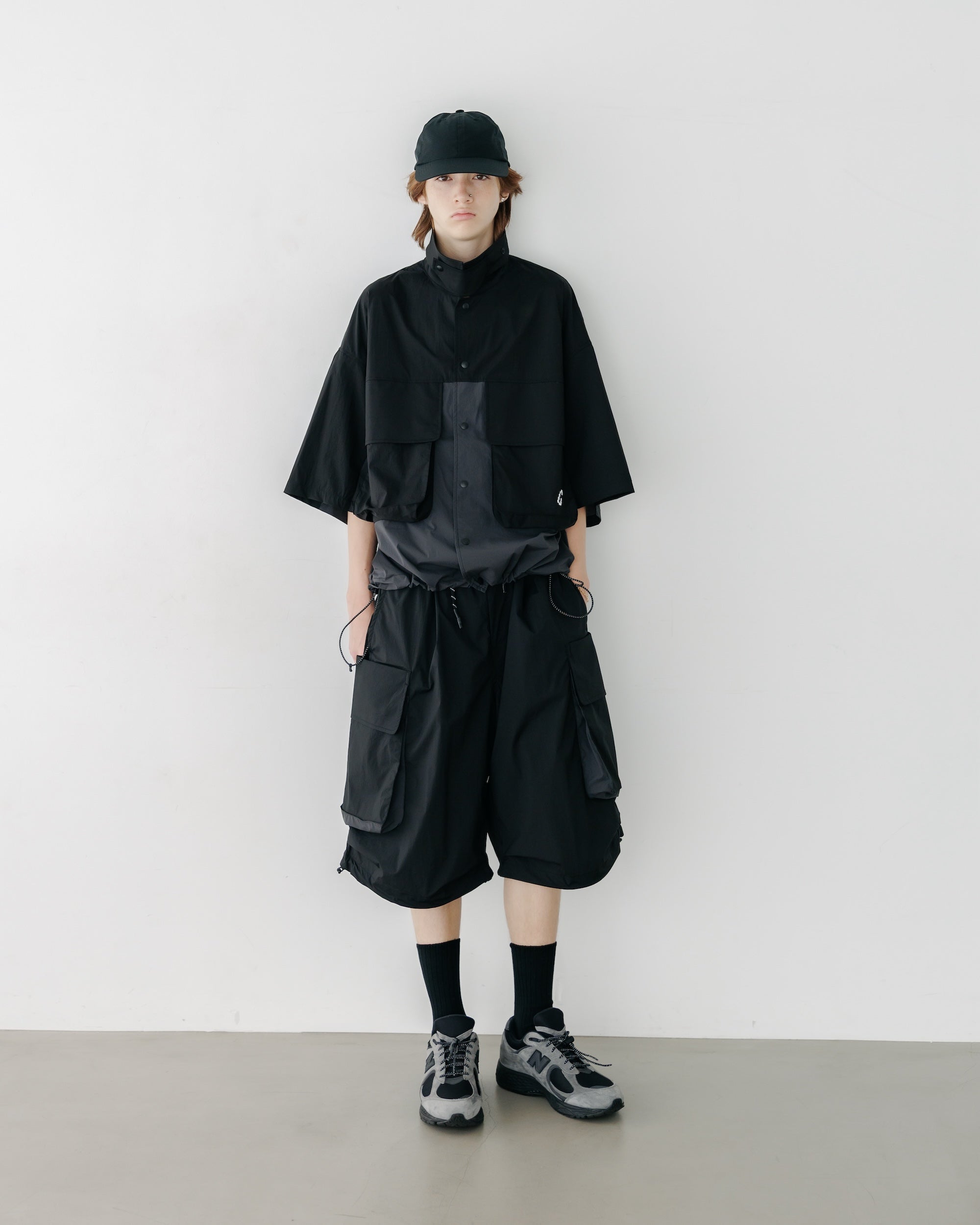 CRISPY NYLON CITY UNIFORM MILITARY HALF PANTS (BLACK×GRAY)