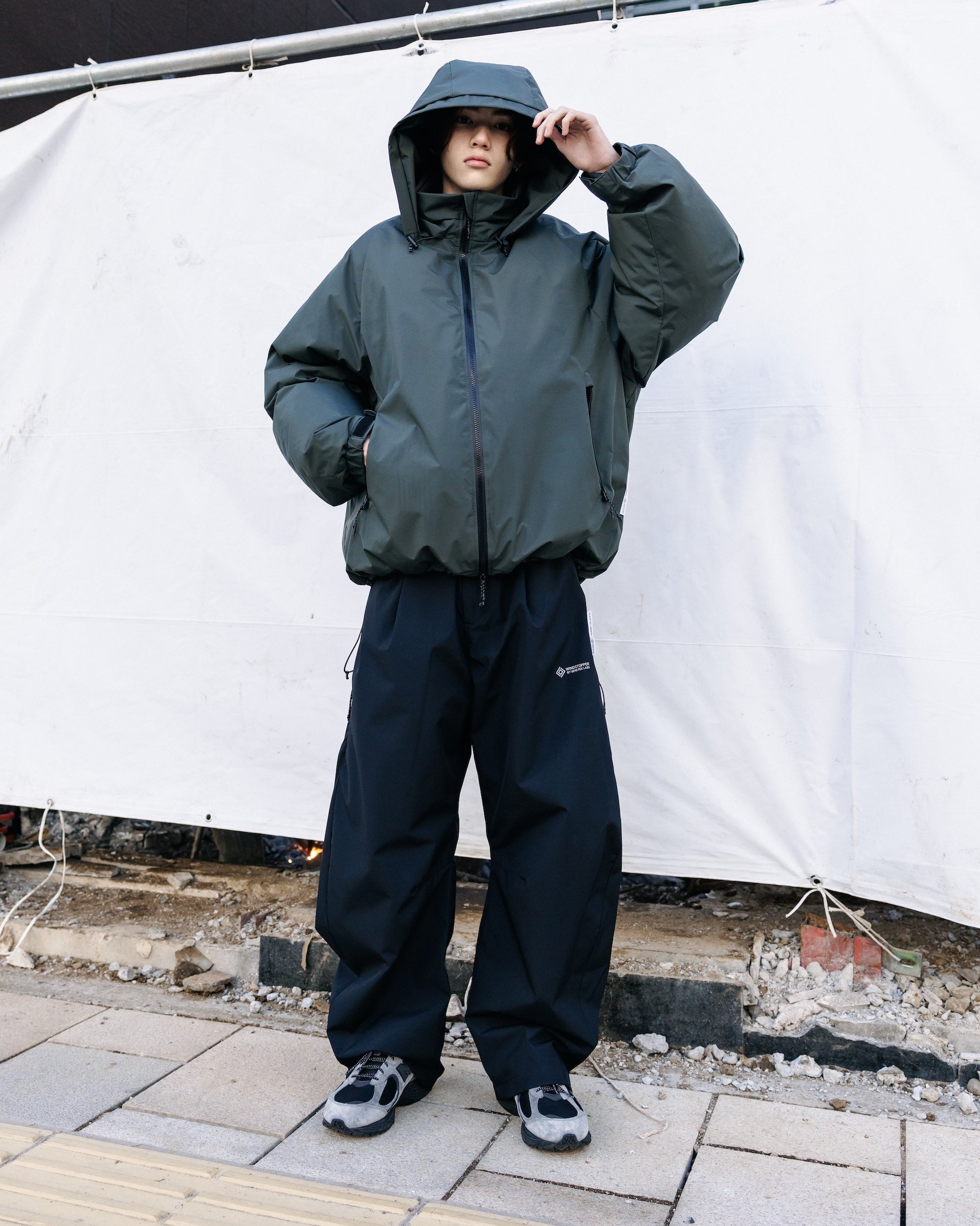 +phenix WINDSTOPPER® by GORE-TEX LABS CITY HAPPY JACKET (ASPHALT GRAY)