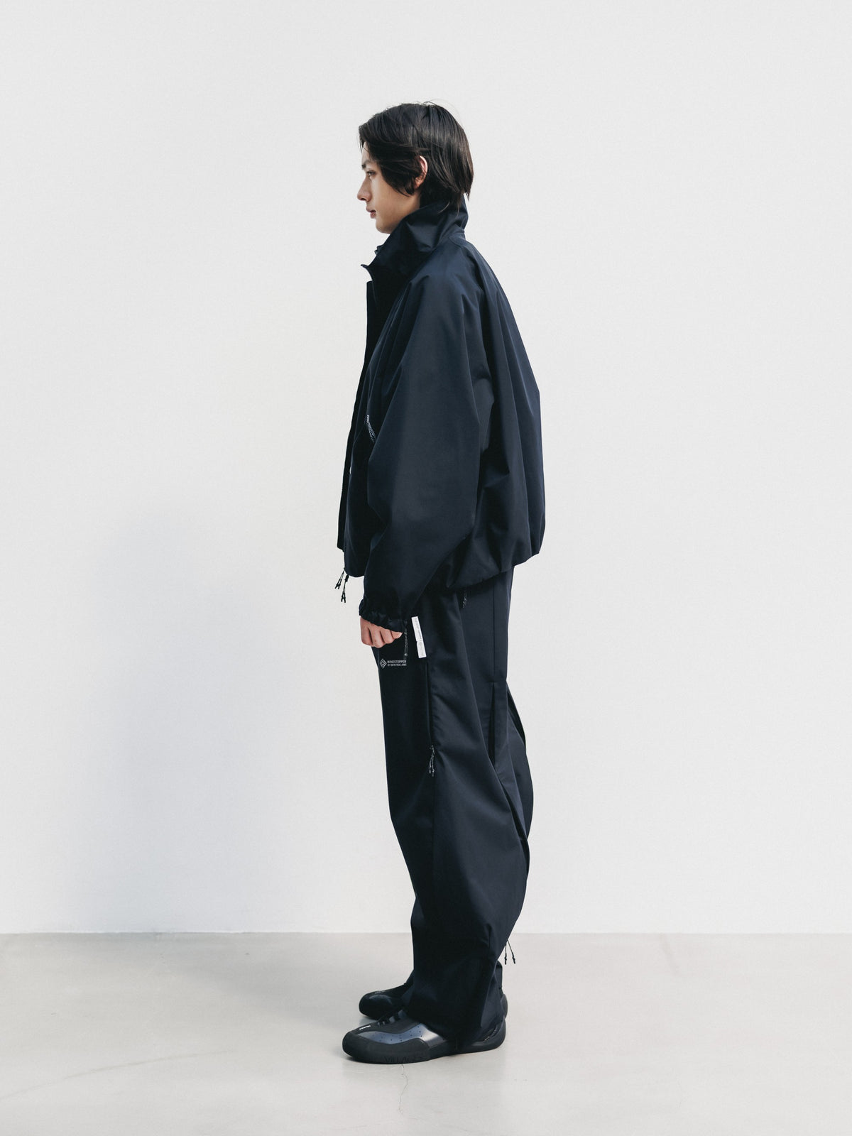 【10.17 SAT 20:00- IN STOCK】 +phenix WINDSTOPPER® by GORE-TEX LABS TWILL CITY STAND BALLOON UTILITY JACKET (BLACK)
