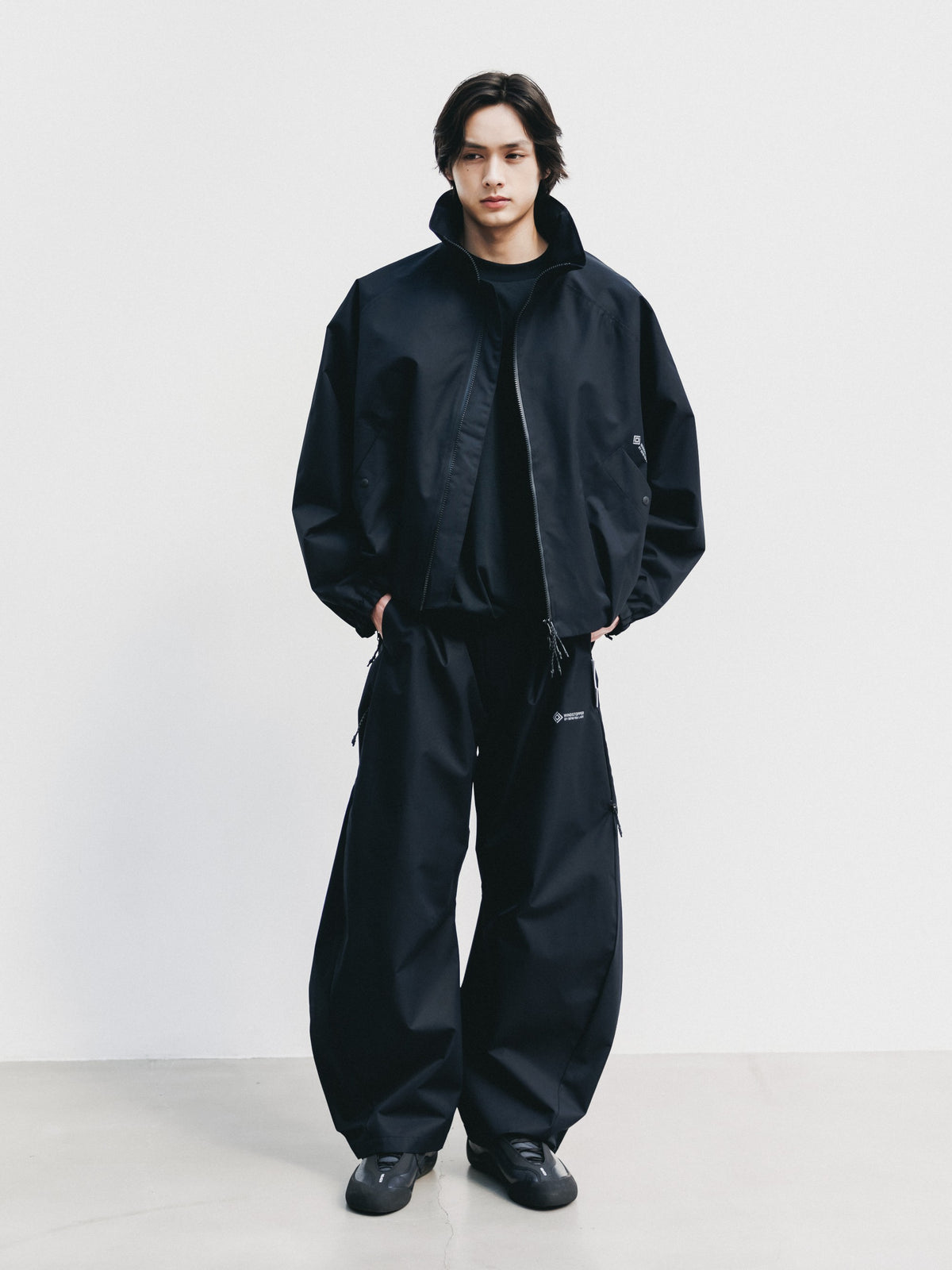 【10.17 SAT 20:00- IN STOCK】 +phenix WINDSTOPPER® by GORE-TEX LABS TWILL CITY STAND BALLOON UTILITY JACKET (BLACK)