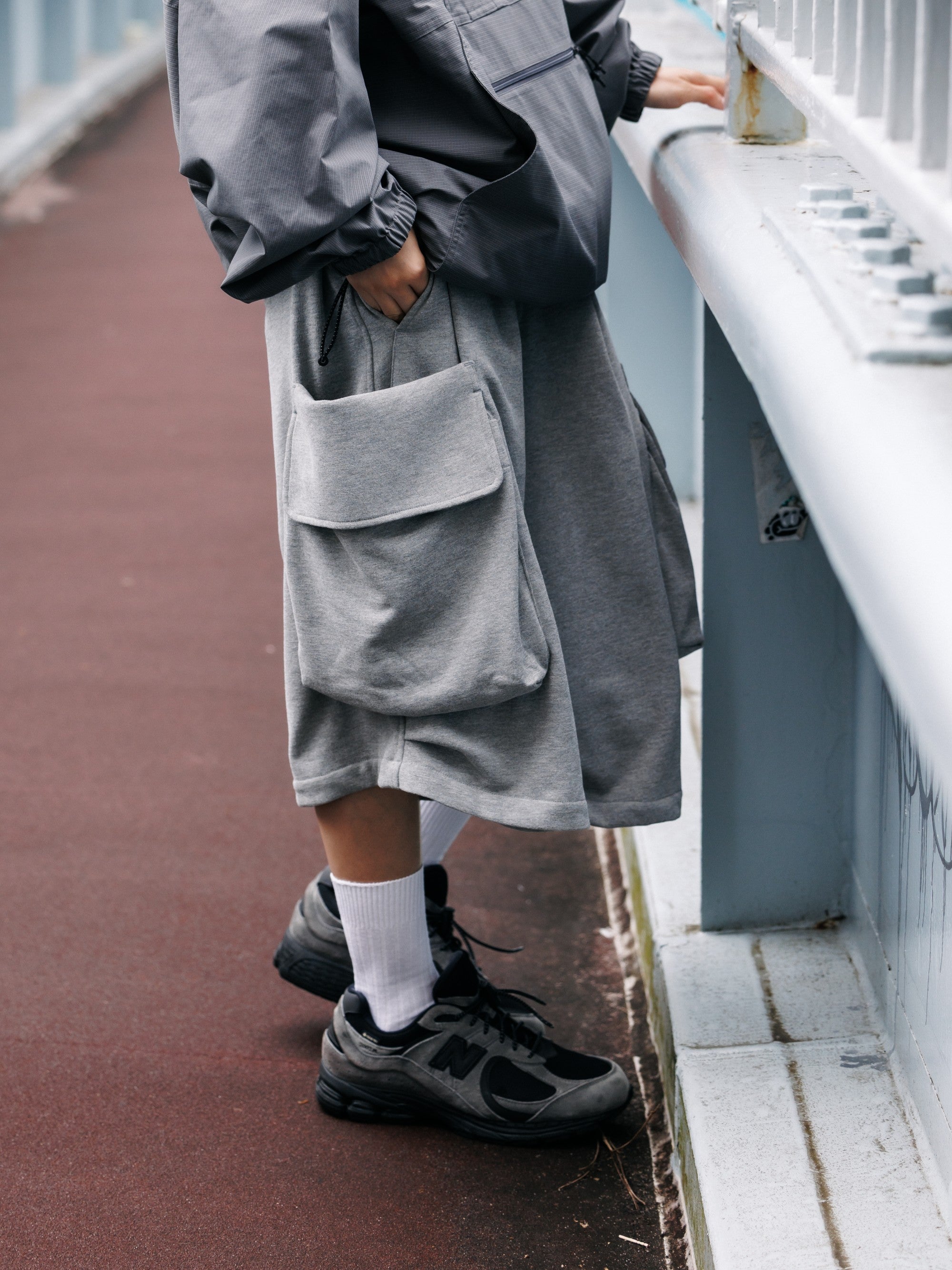 【7.15 WED 20:00- IN STOCK】CITY MILITARY SWEAT HALF PANTS 001 (GRAY)