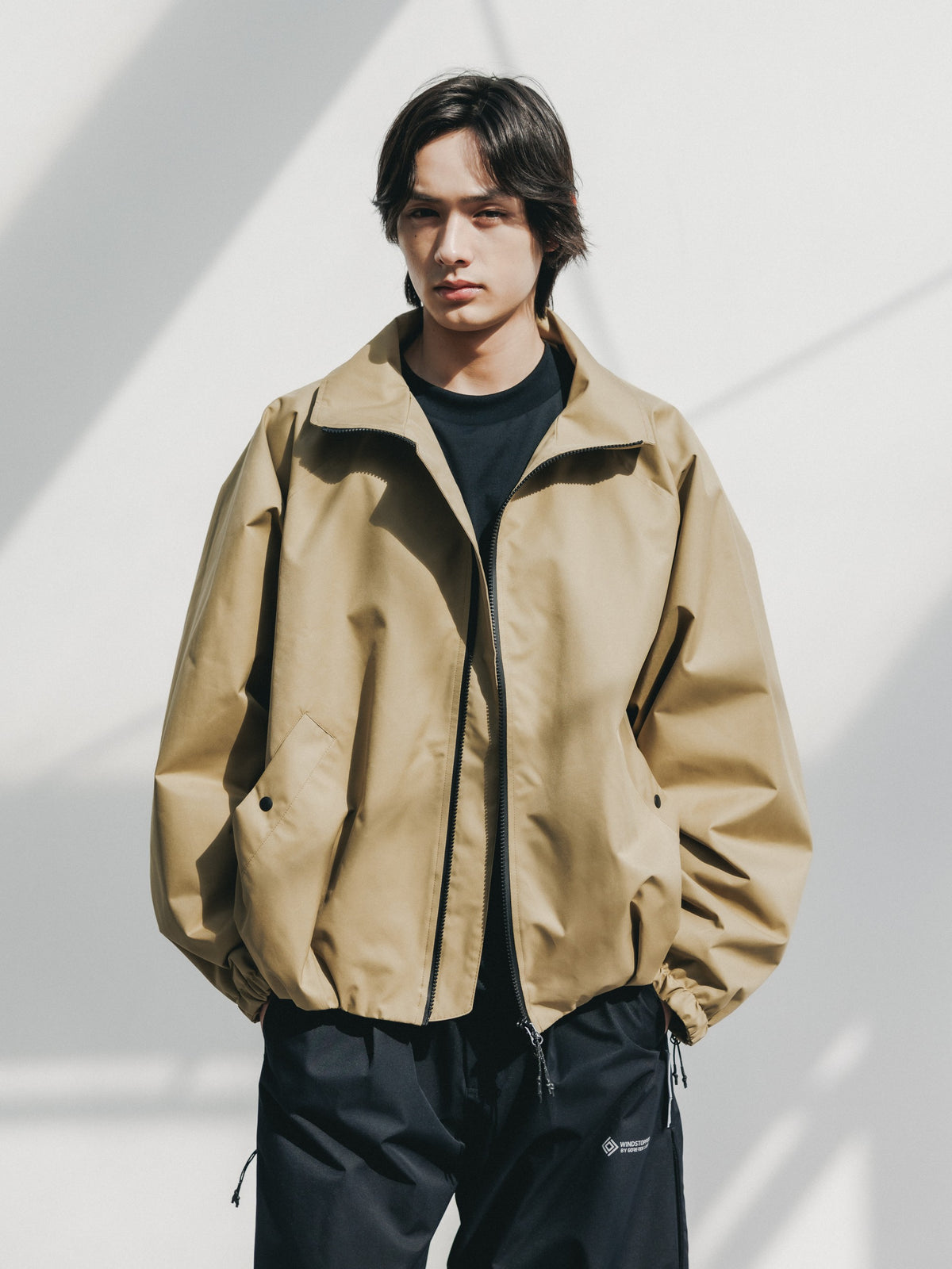 【10.17 SAT 20:00- IN STOCK】 +phenix WINDSTOPPER® by GORE-TEX LABS TWILL CITY STAND BALLOON UTILITY JACKET (CAMEL BEIGE)