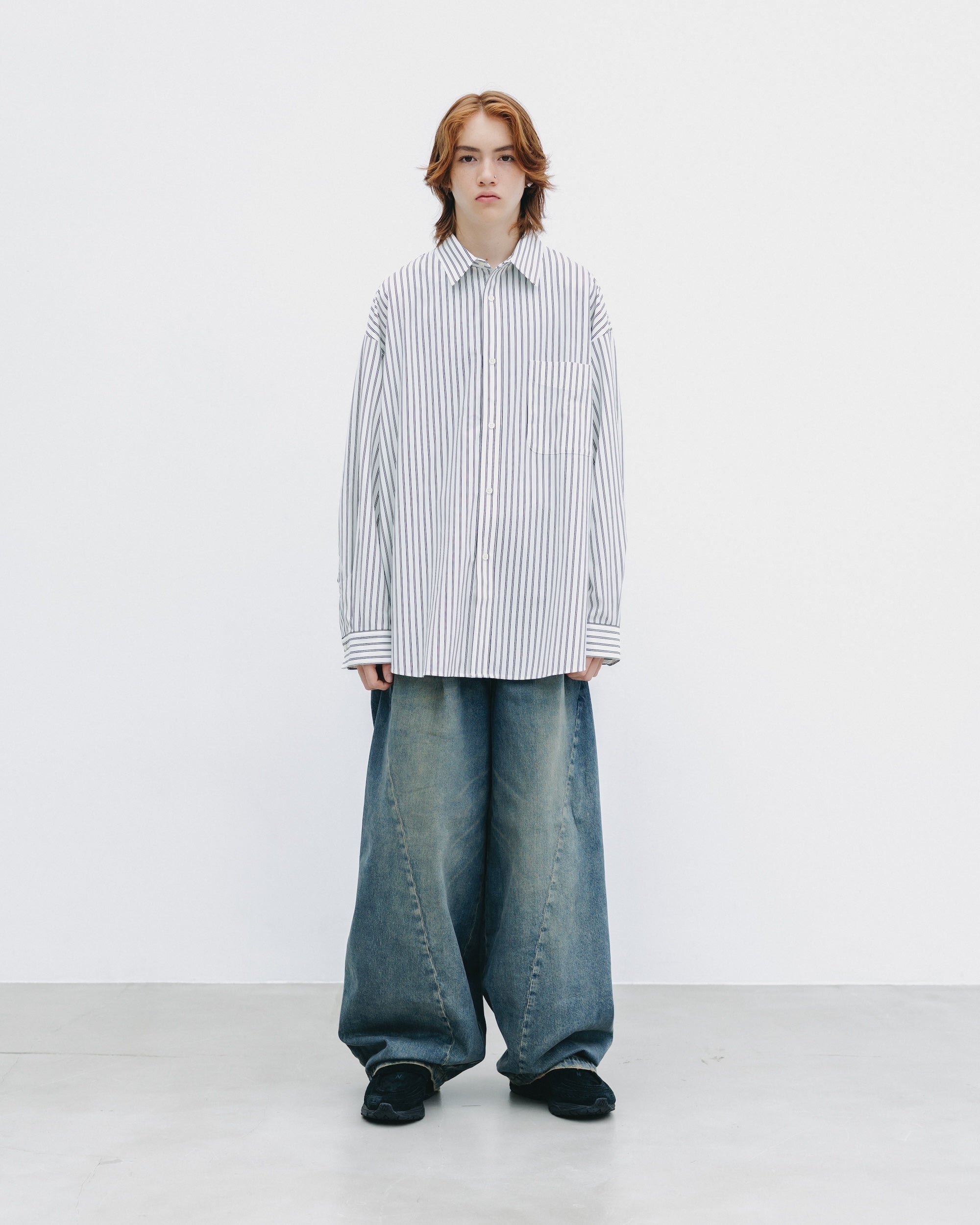 【10.22 WED 20:00- IN STOCK】VINTAGE DYED SELVEDGE DENIM MASSIVE TWISTED PANTS (VINTAGE INDIGO)