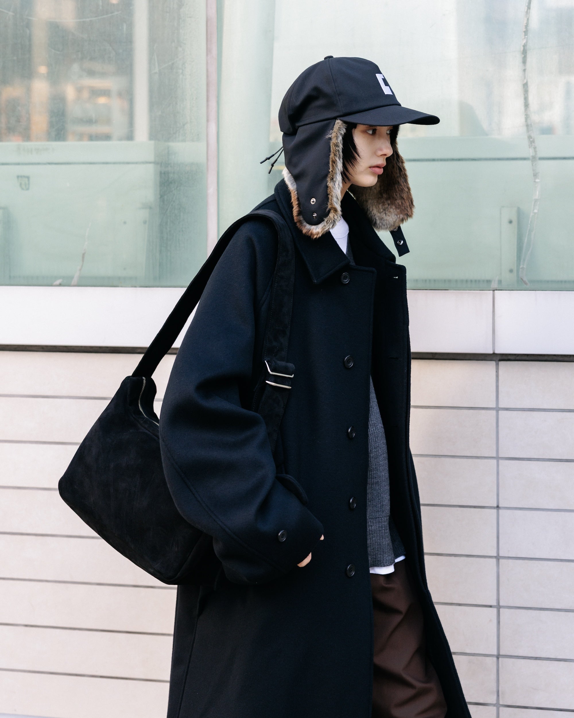 SUEDE HOLIDAY BAG (BLACK)
