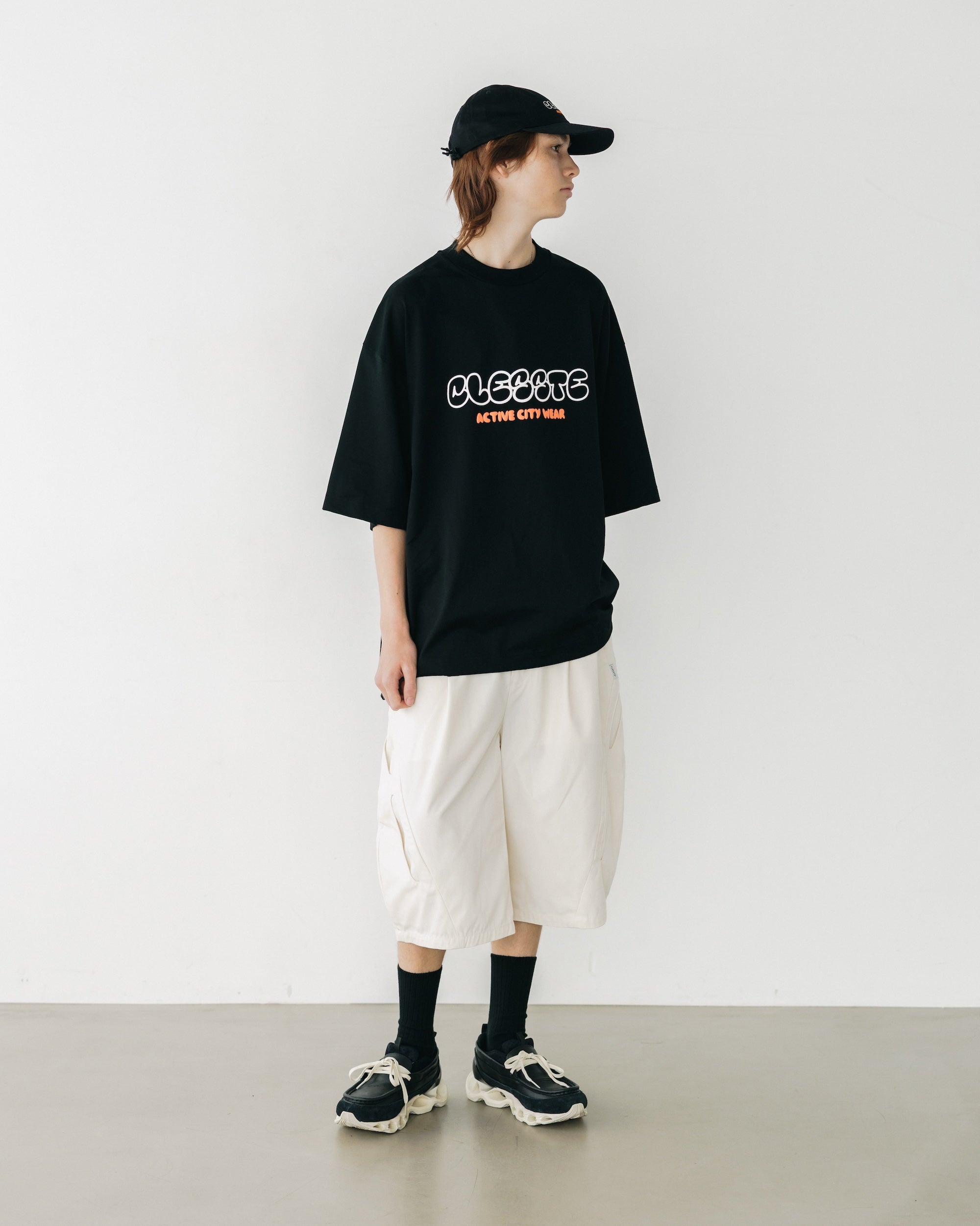 【8.23 SAT 20:00- IN STOCK】BUBBLE LOGO PRINT MASSIVE T-SHIRT WITH DRAWSTRINGS (BLACK)