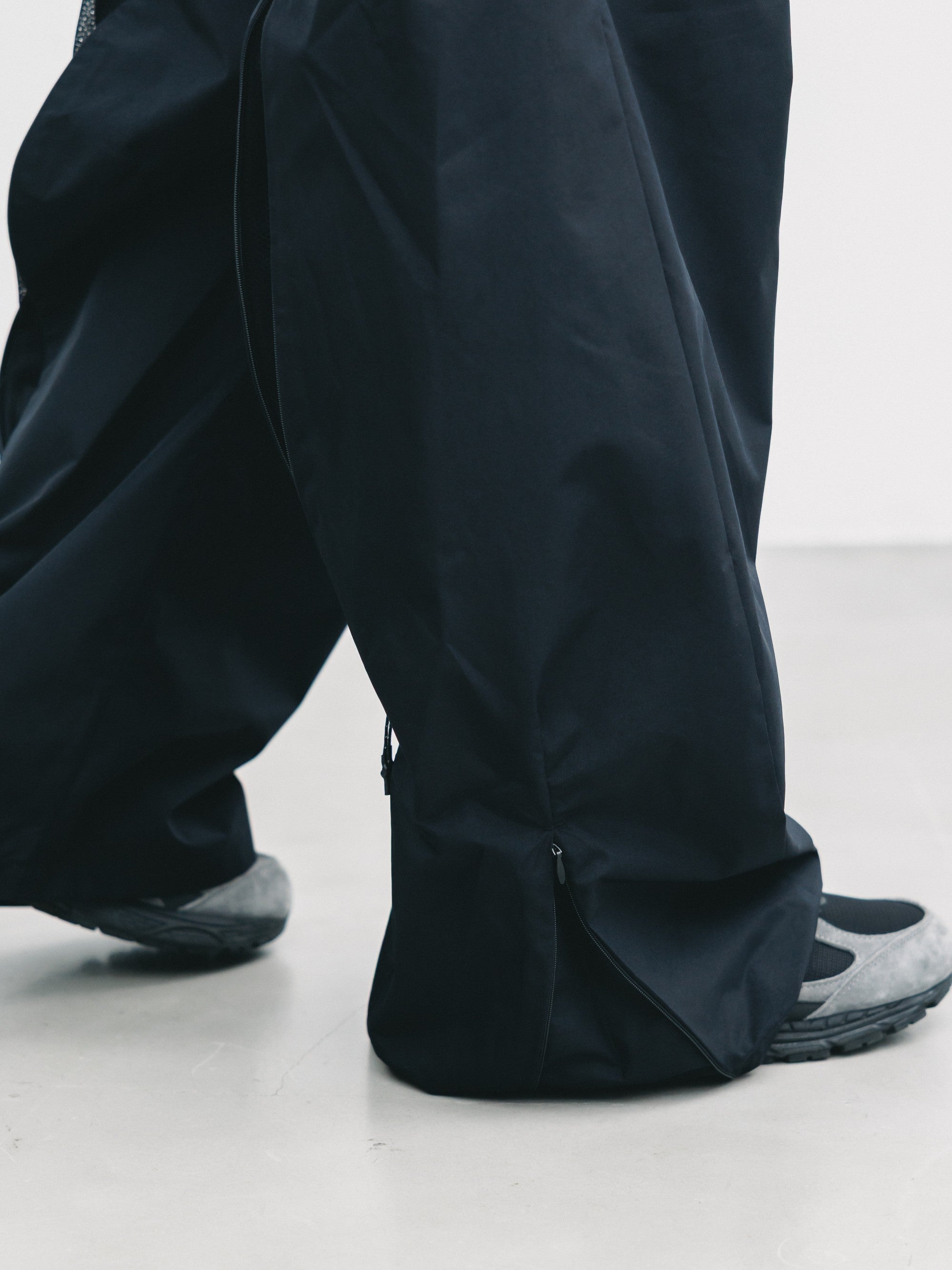 SL】+phenix WINDSTOPPER® by GORE-TEX LABS CITY BARREL LEG PANTS (BLACK