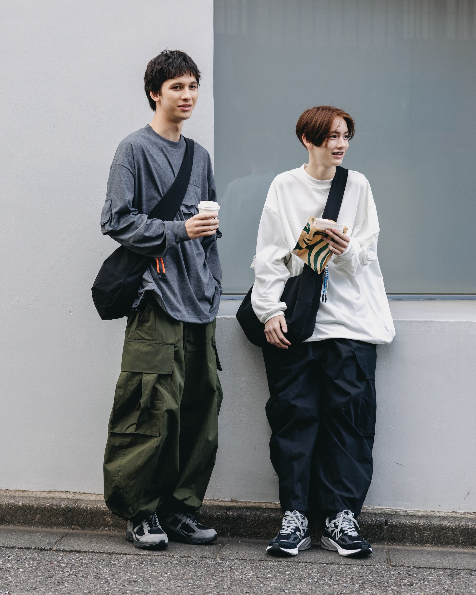 【11.26 WED 20:00- IN STOCK】MEGA POCKET BALLOON CARGO PANTS (BLACK)
