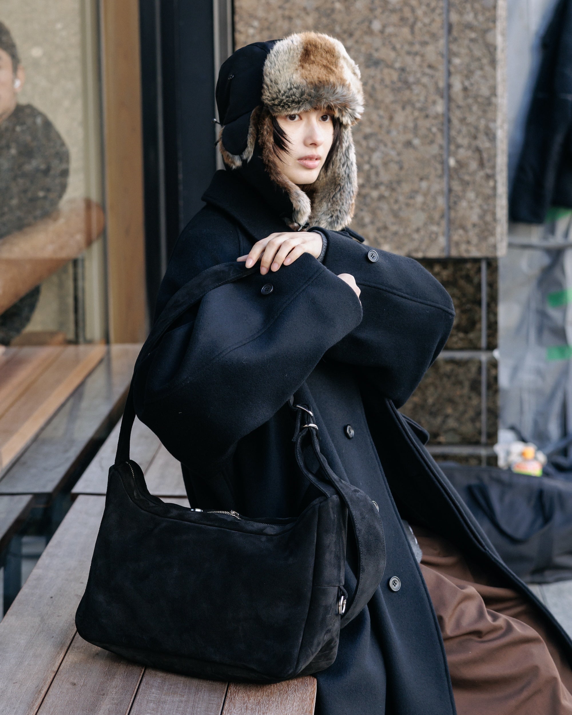 SUEDE HOLIDAY BAG (BLACK)