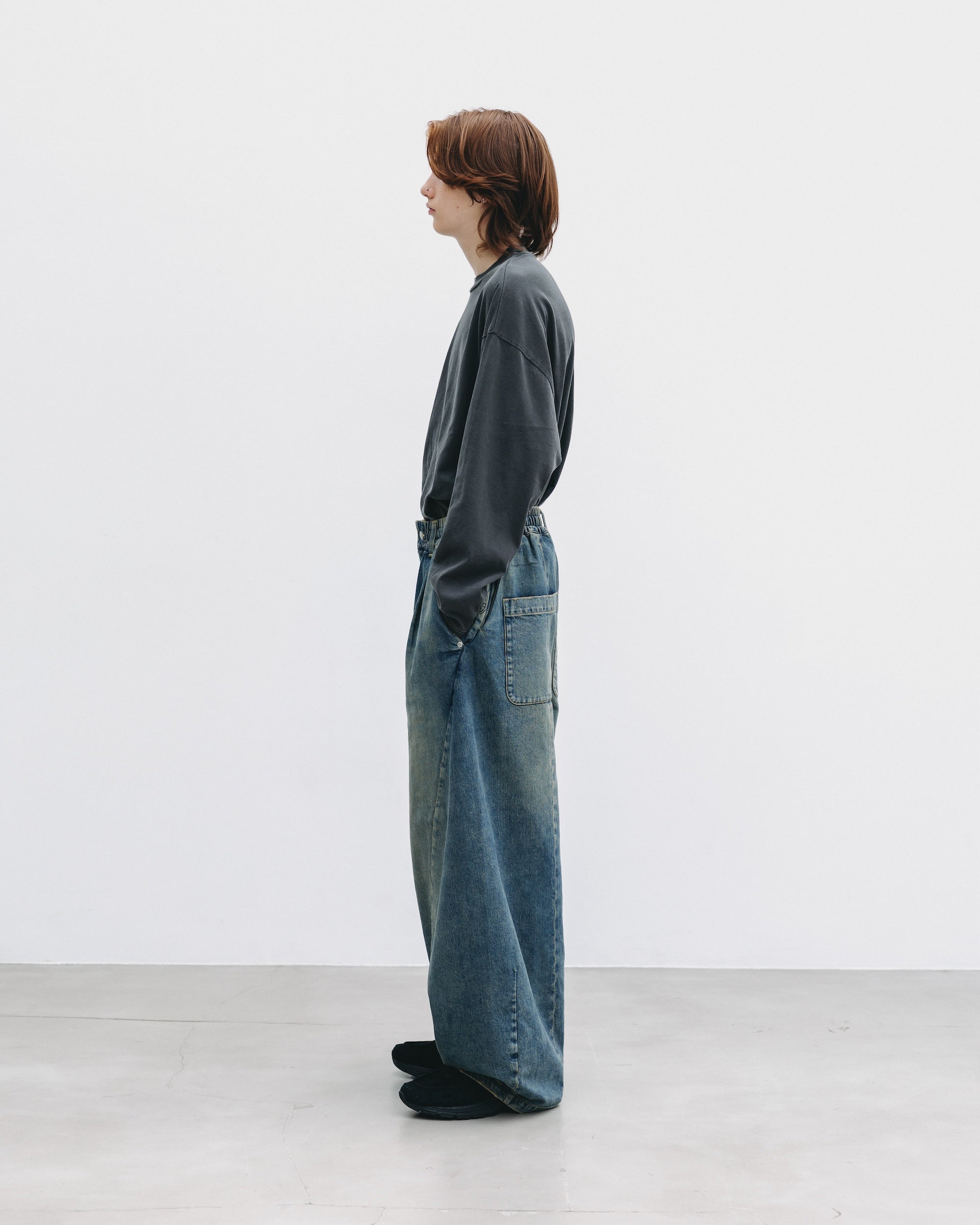 【10.22 WED 20:00- IN STOCK】VINTAGE DYED SELVEDGE DENIM MASSIVE TWISTED PANTS (VINTAGE INDIGO)