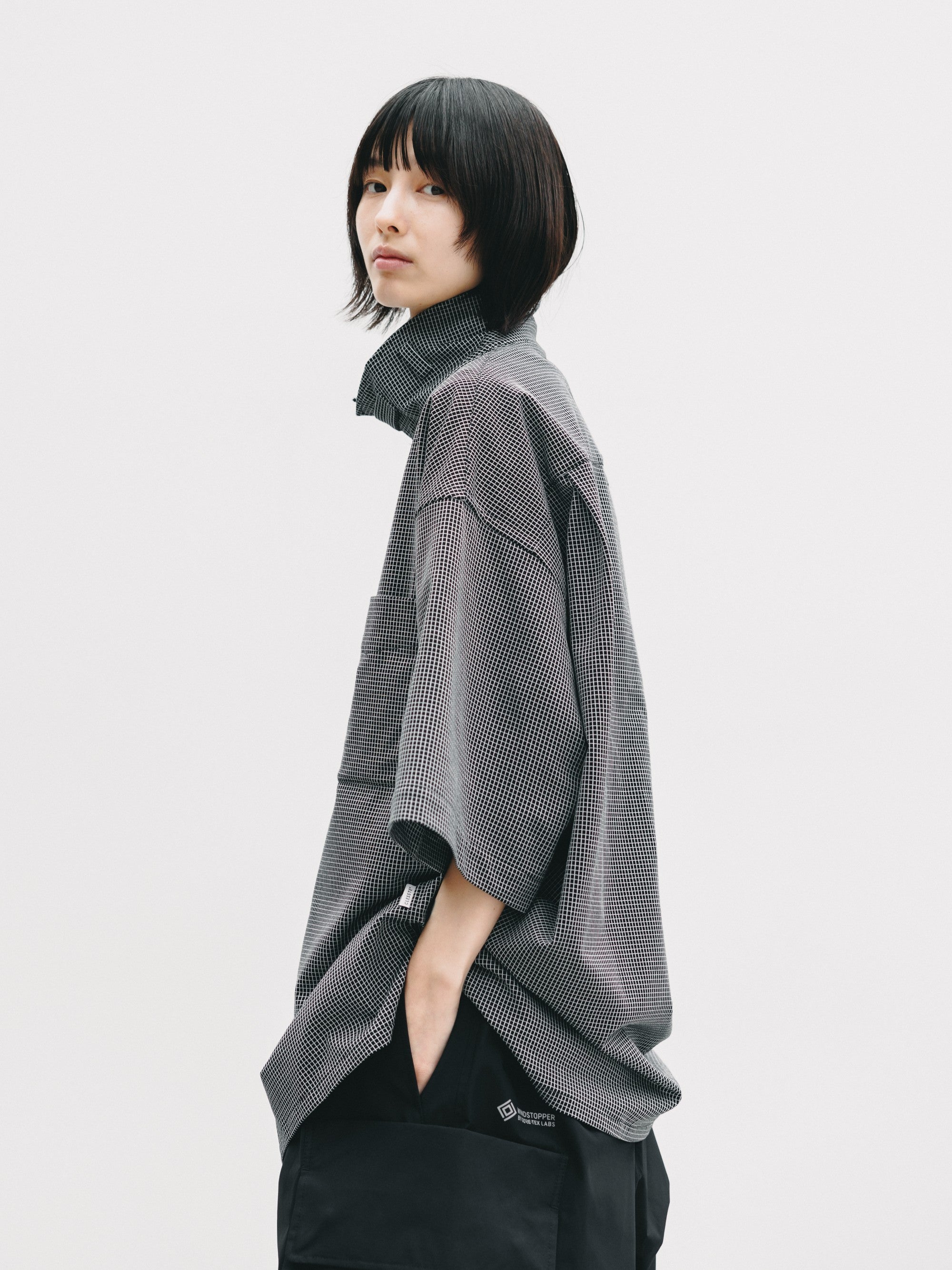 【7.8 WED 20:00- IN STOCK】MINI GRID CHECK 36G KNIT EVERYDAY ZIP UP S/S SHIRT (BLACK×WHITE)